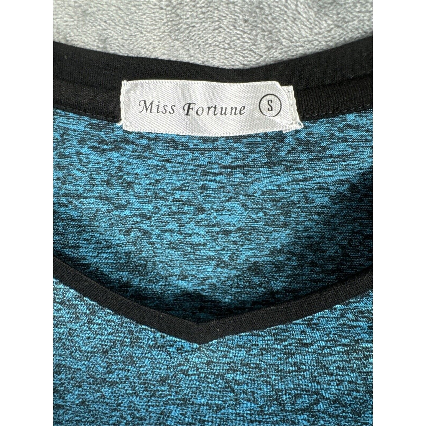 MISS FORTUNE Womens Active Wear Exercise Top Yoga Shirt Blue/Black Adult Small