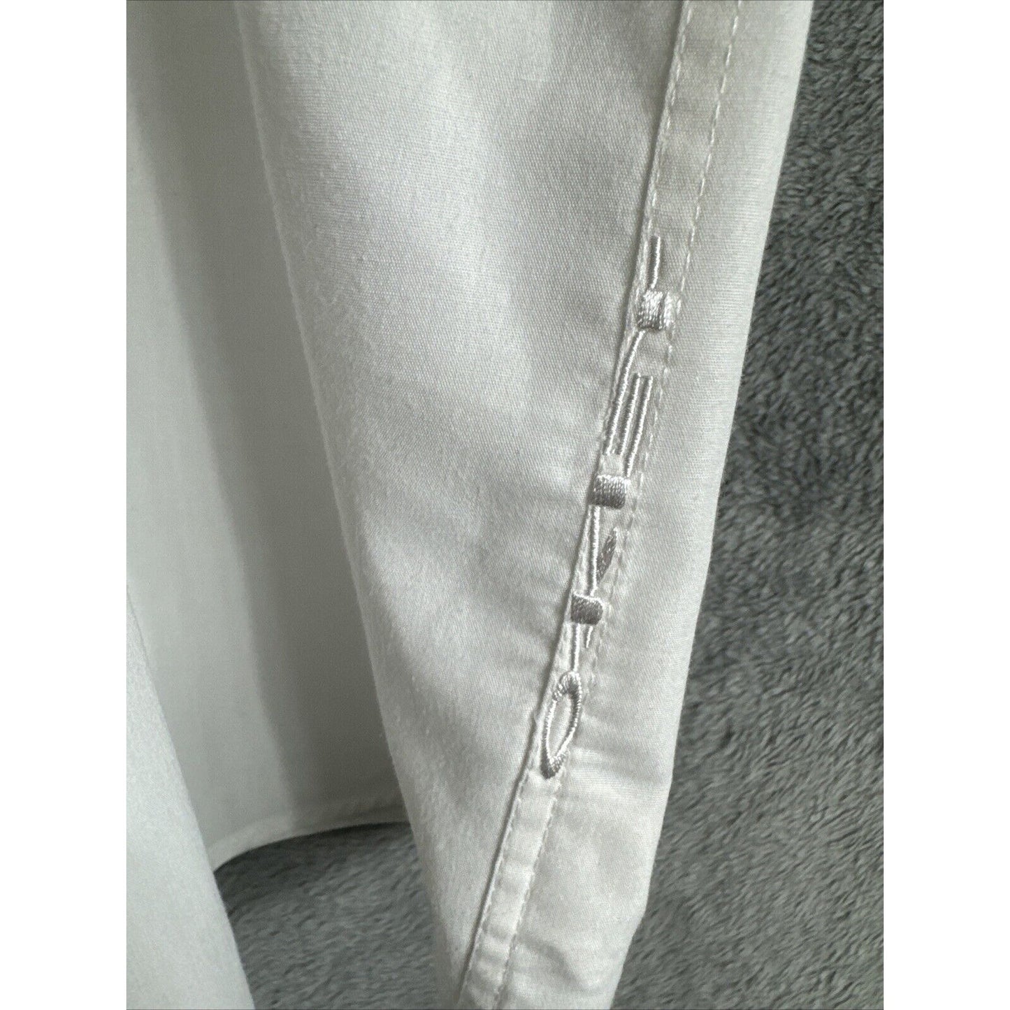 True Fit Men’s Oakley Shirt White Button-Down Dress Shirt Casual Golf Shirt XL