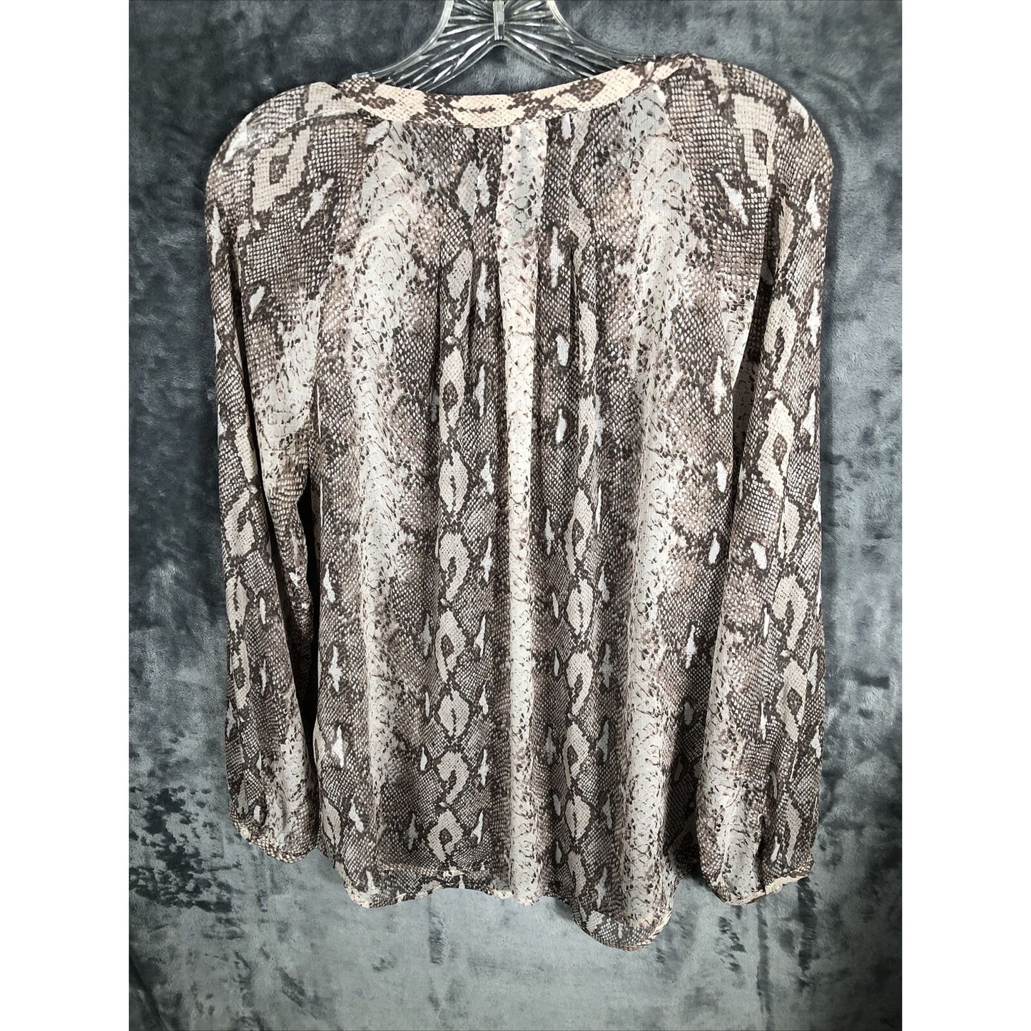Banana Republic Blouse Women’s Animal Print Blouse Henley Snake Sheer SZ Medium