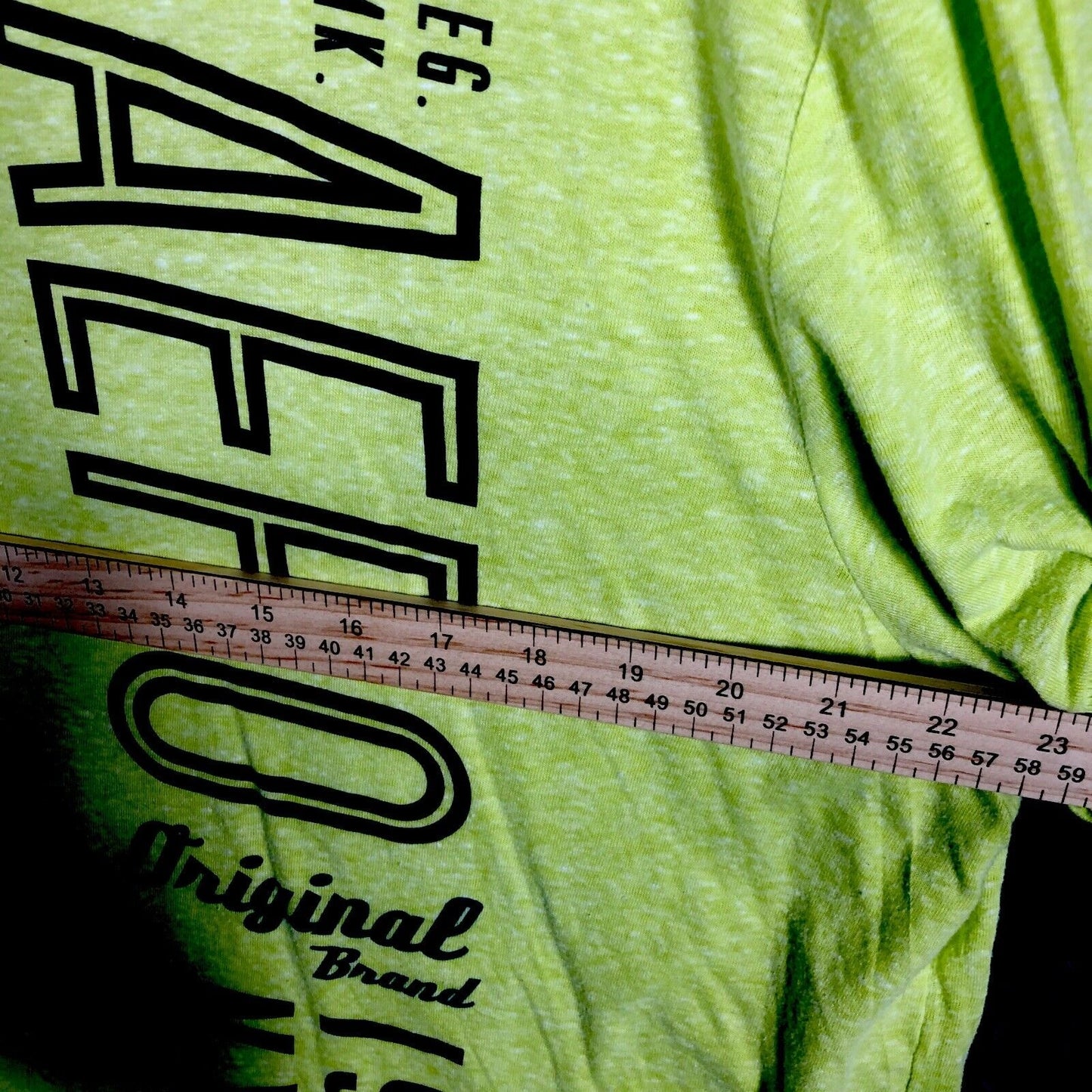AéRopostale Men’s T Shirt Extra-Large Yellow/Black Shirt