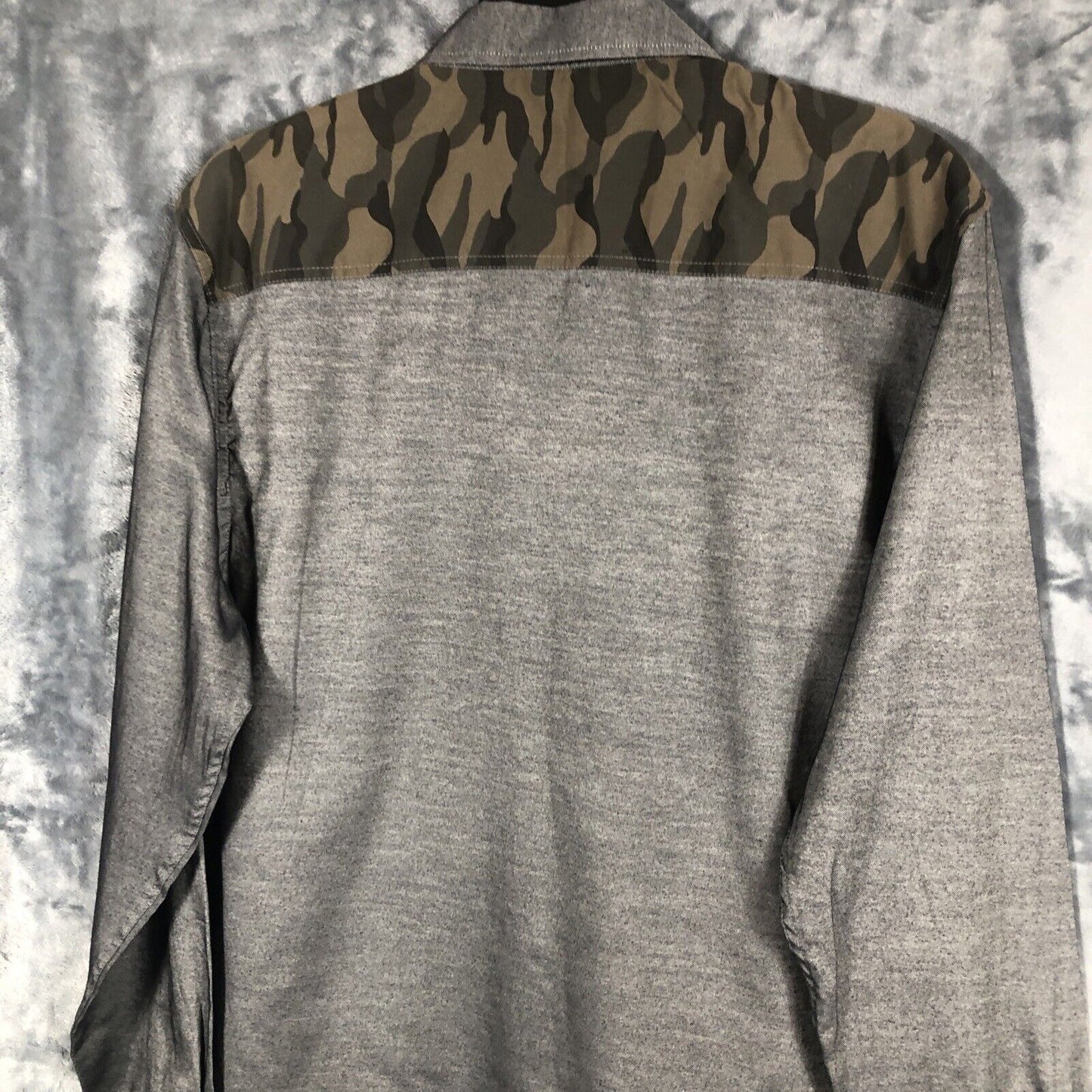 Black Camouflage Men’s Slim Gray Shirt Size Large