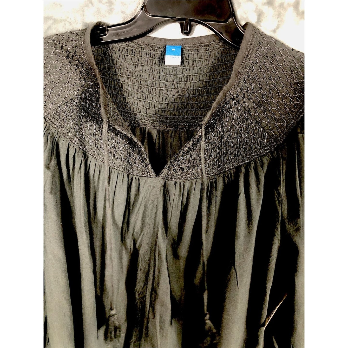 Old Navy Top Medium Gray Textured Clip Dot Long Sleeve Peasant Blouse Women's