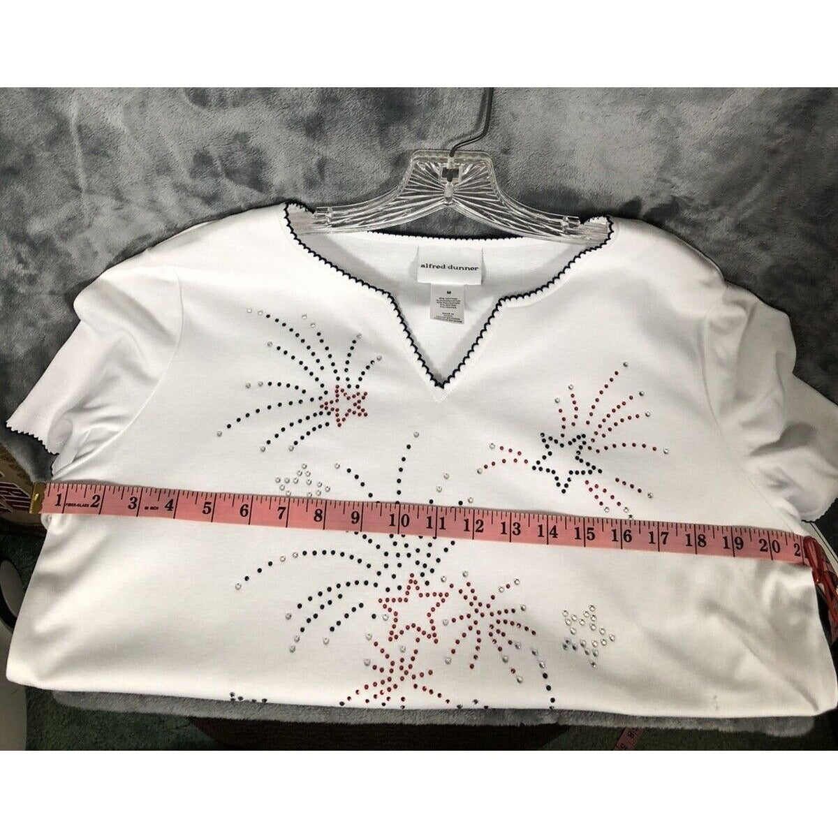 Alfred Dunner Top Woman's Medium Fireworks White Jewel Embellishment Shirt