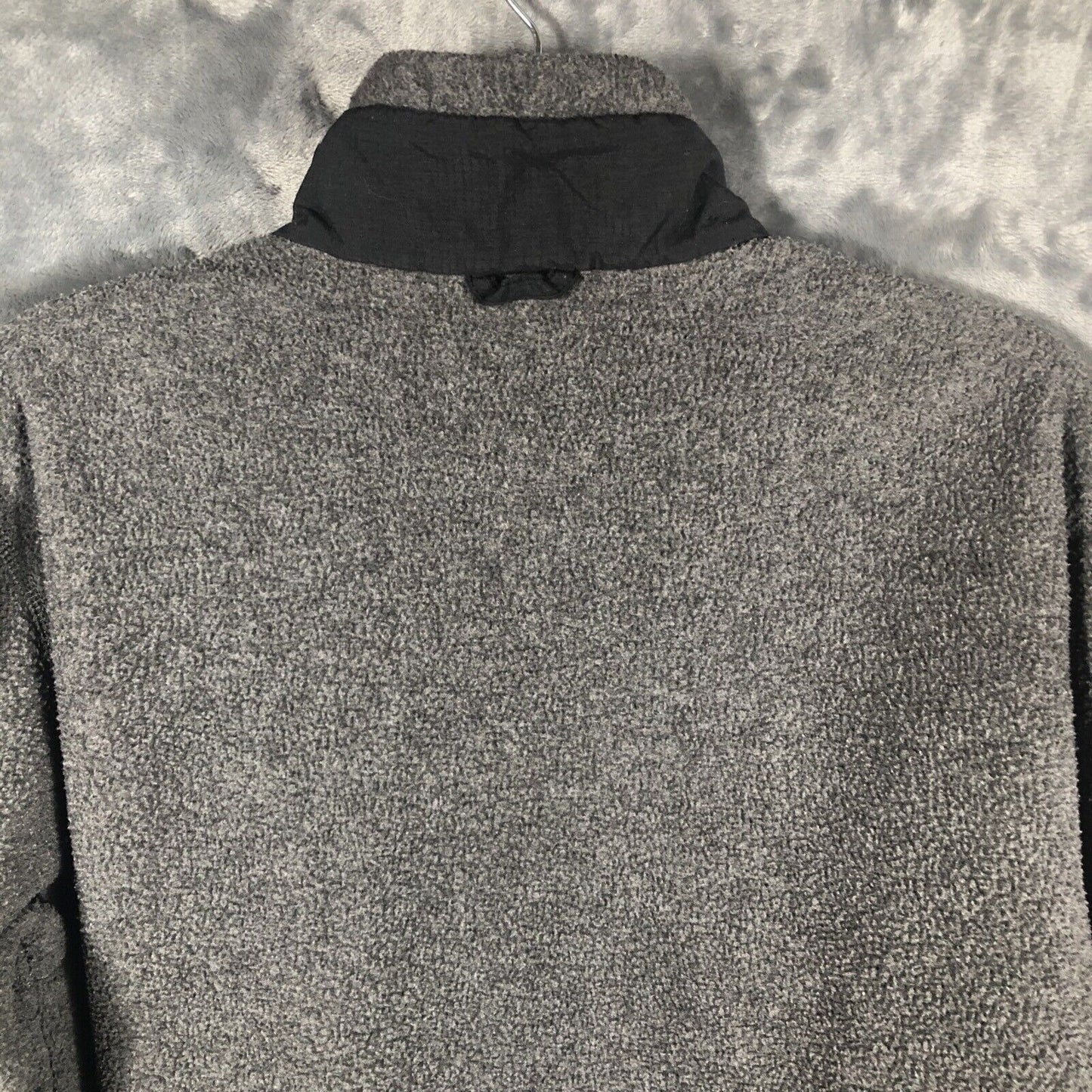 Vintage 90s Columbia Sweater Jacket Woman’s Gray Long Sleeve Sportswear Shirt