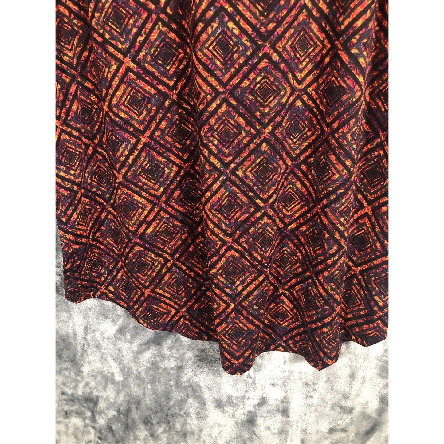 LuLaRoe Womens Shirt Short Sleeves Top Size Adult XL