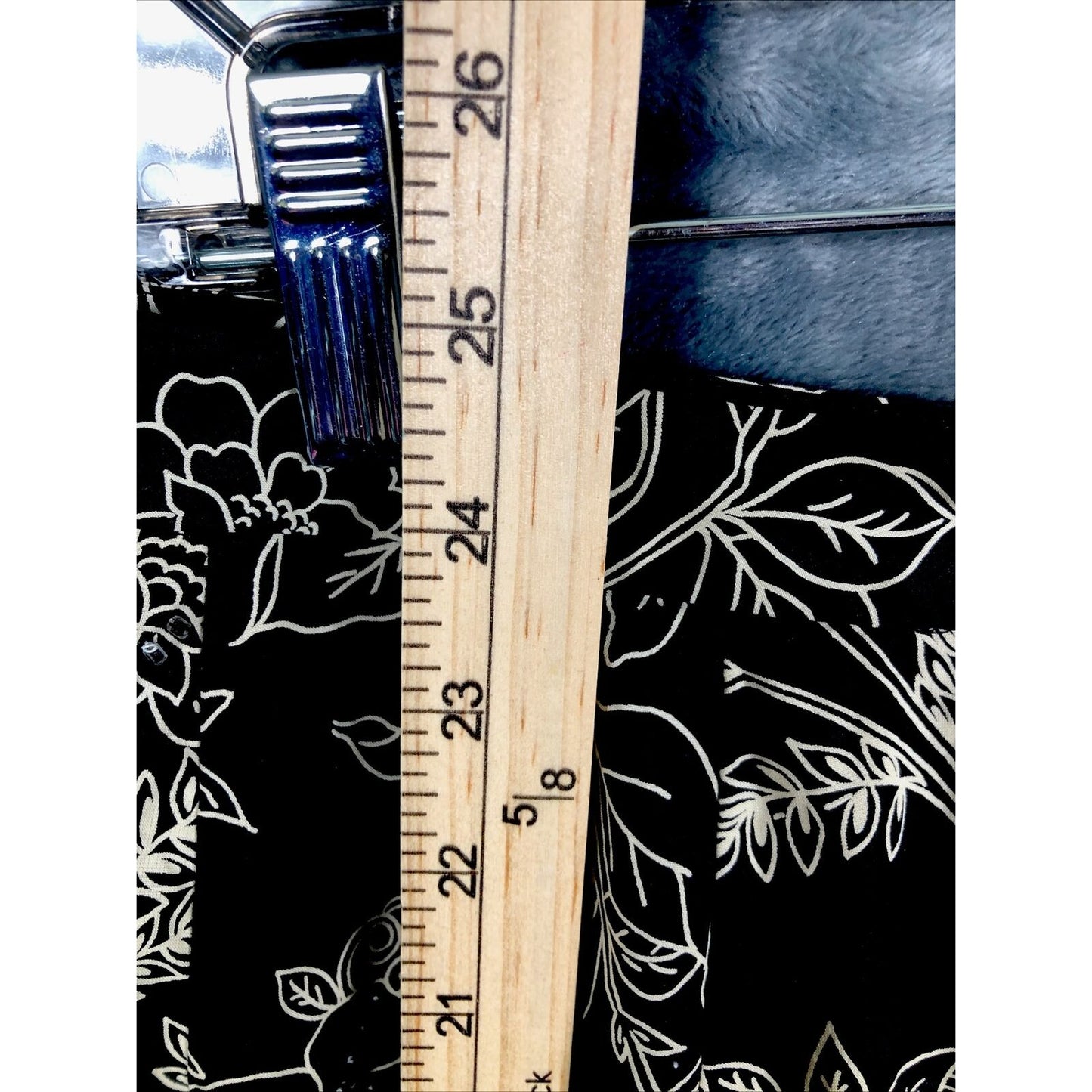 Ann Taylor Loft Skirt 4 Women’s Black Flare Floral Sequined Black Tan