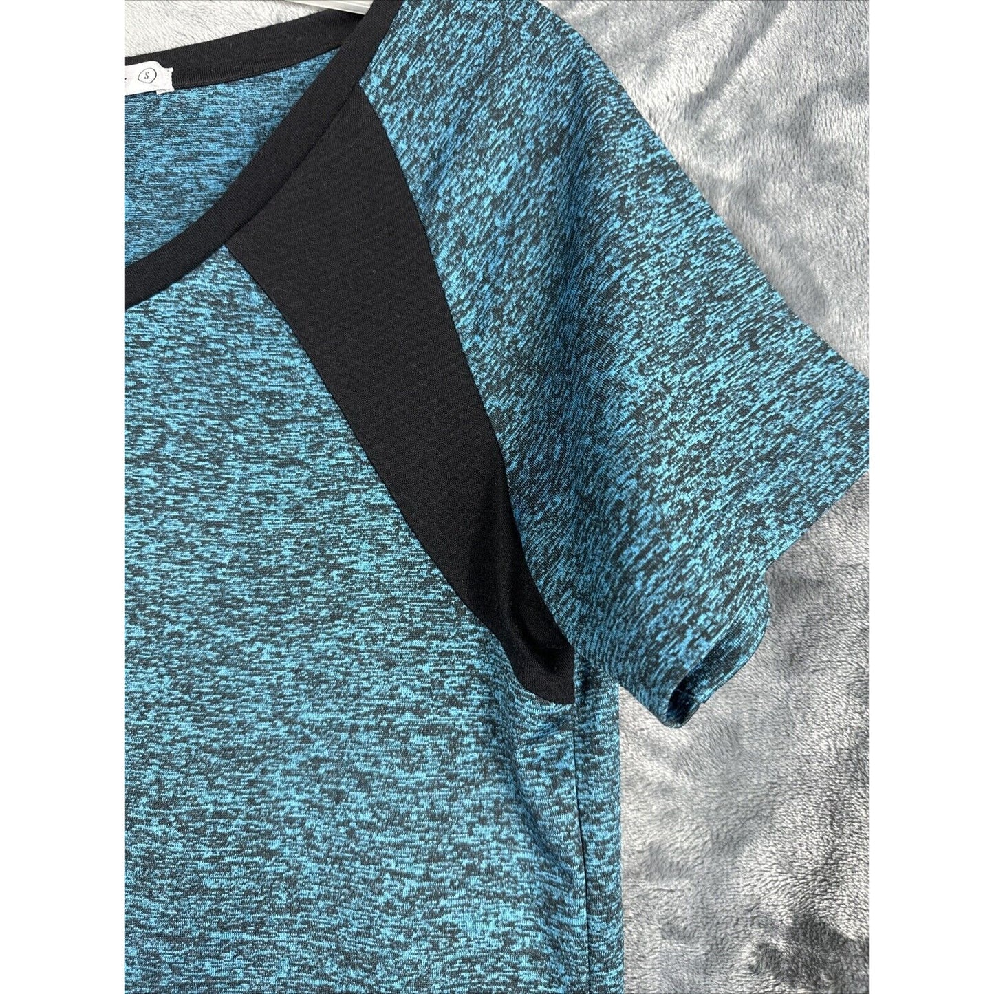 MISS FORTUNE Womens Active Wear Exercise Top Yoga Shirt Blue/Black Adult Small