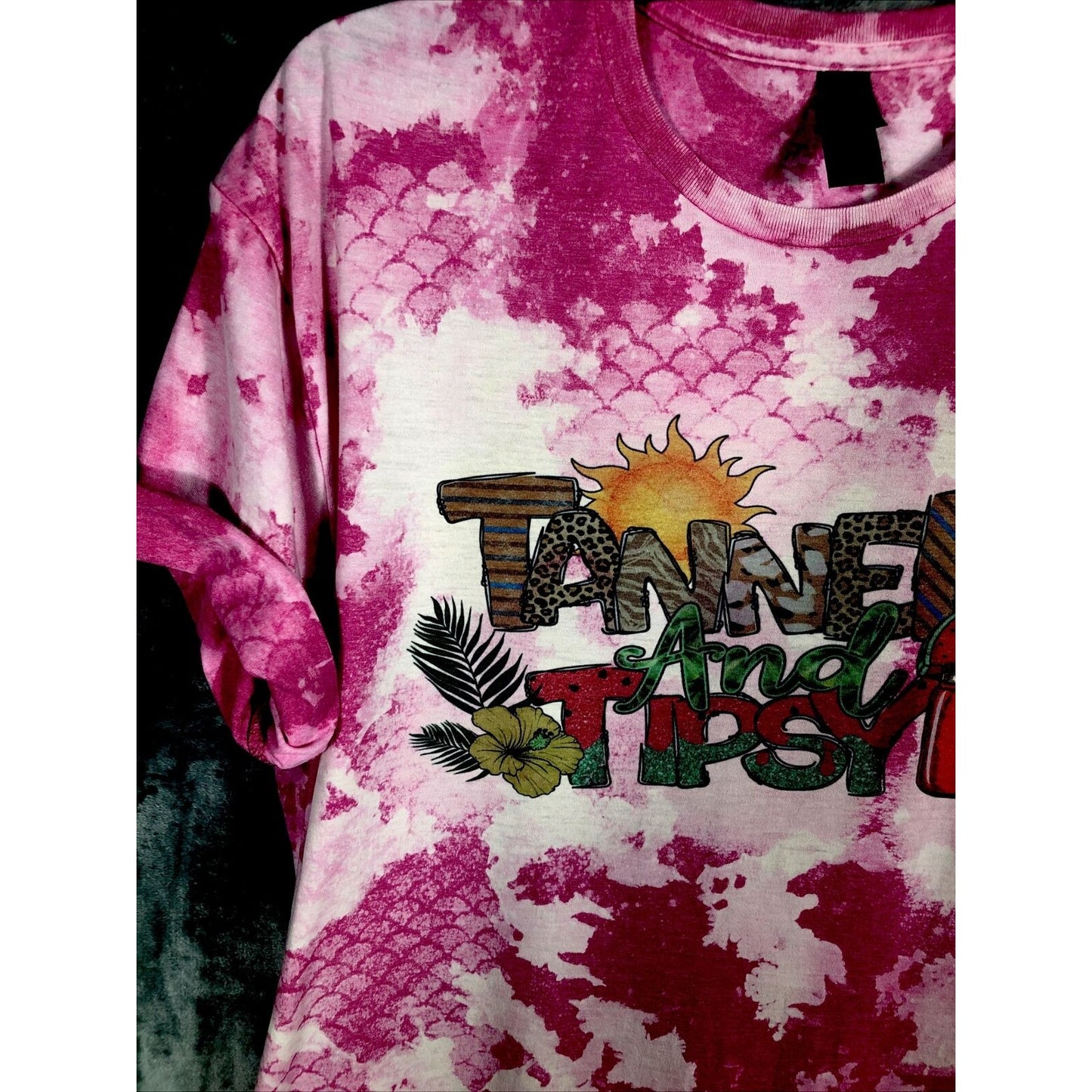 Tanned & Tipsy Shirt Women’s Pink Mermaid Style Handmade Adult Size Large T-Shirt