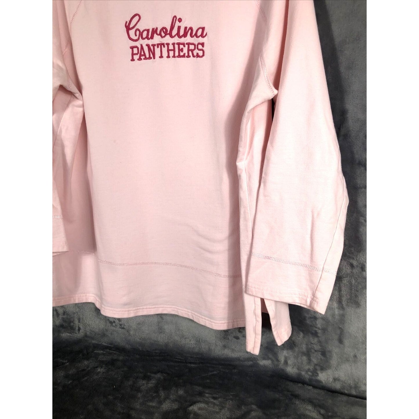 Avenue Sweatshirt Women’s Carolina Panthers Pull Over Shirt