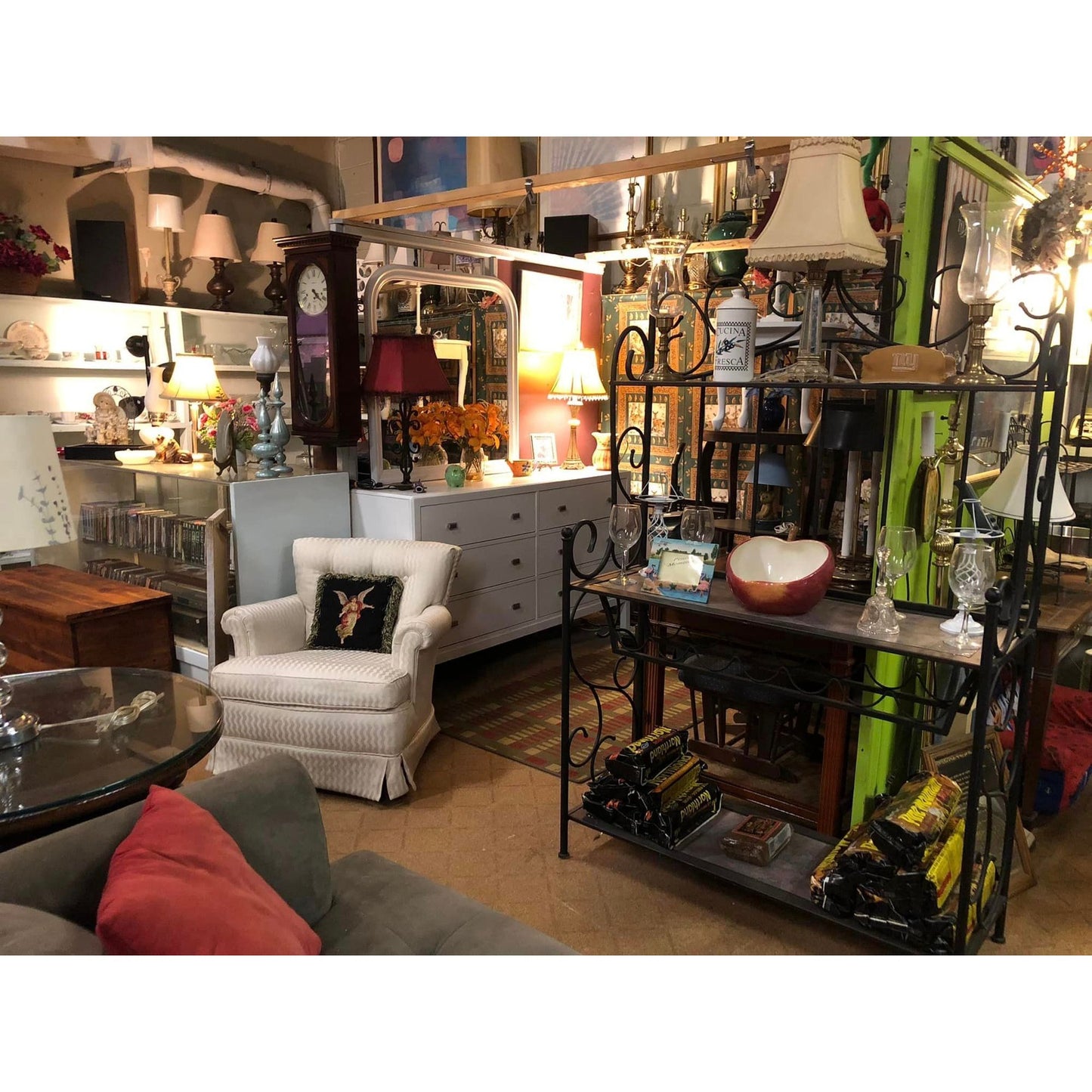 Bakers Rack /Wine Rack 44D-70H-17W