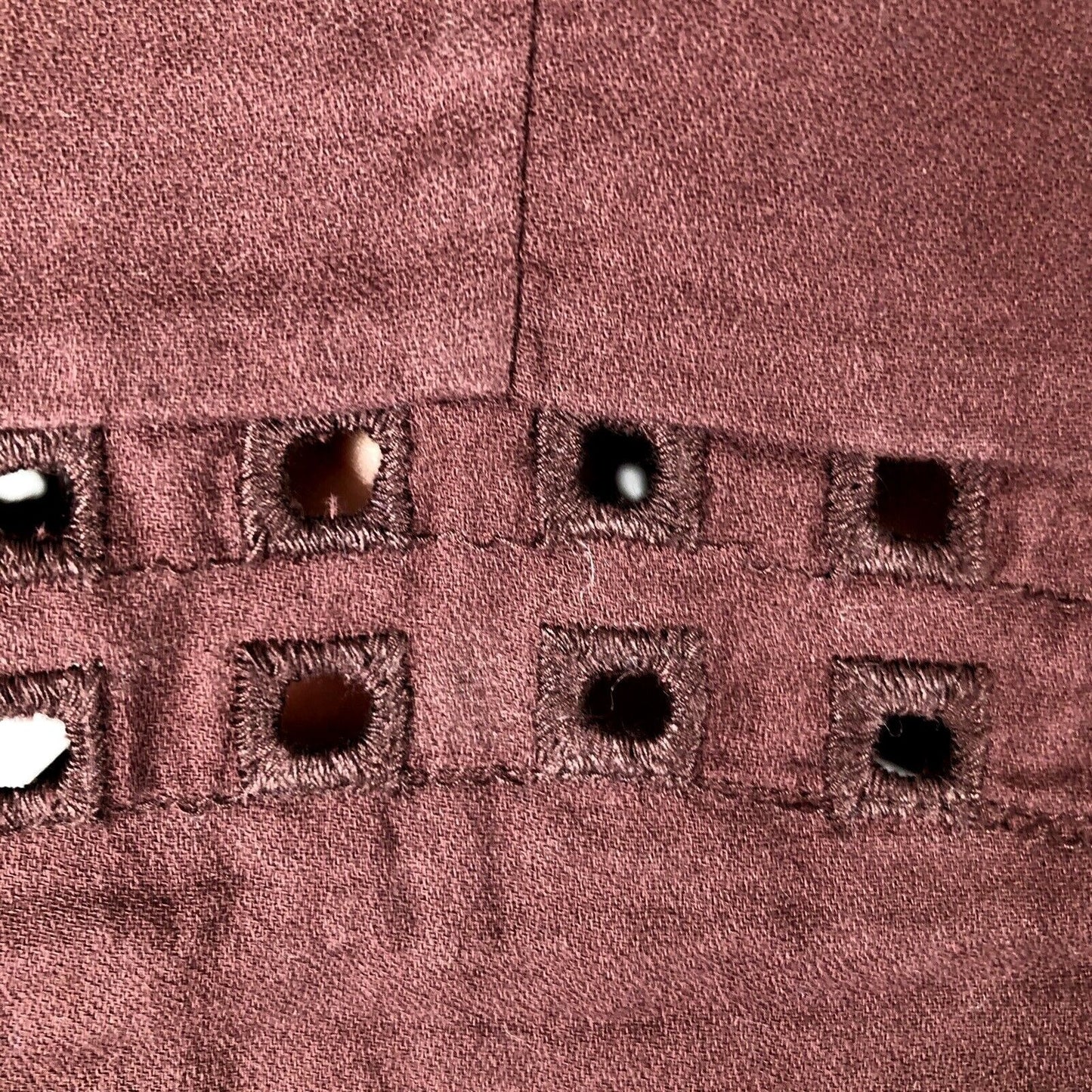 Women's Old Navy Size M  Cut Out Square Block Details