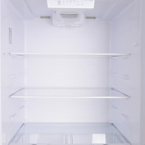 Kenmore 33 in. 20.5 cu. ft. Capacity Refrigerator/Freezer with Full-Width Adjustable Glass Shelving, Humidity Control Crispers, ENERGY STAR Certified, White