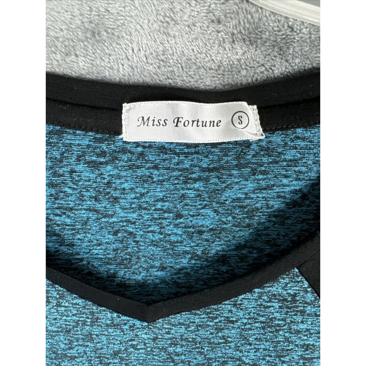 MISS FORTUNE Womens Active Wear Exercise Top Yoga Shirt Blue/Black Adult Small