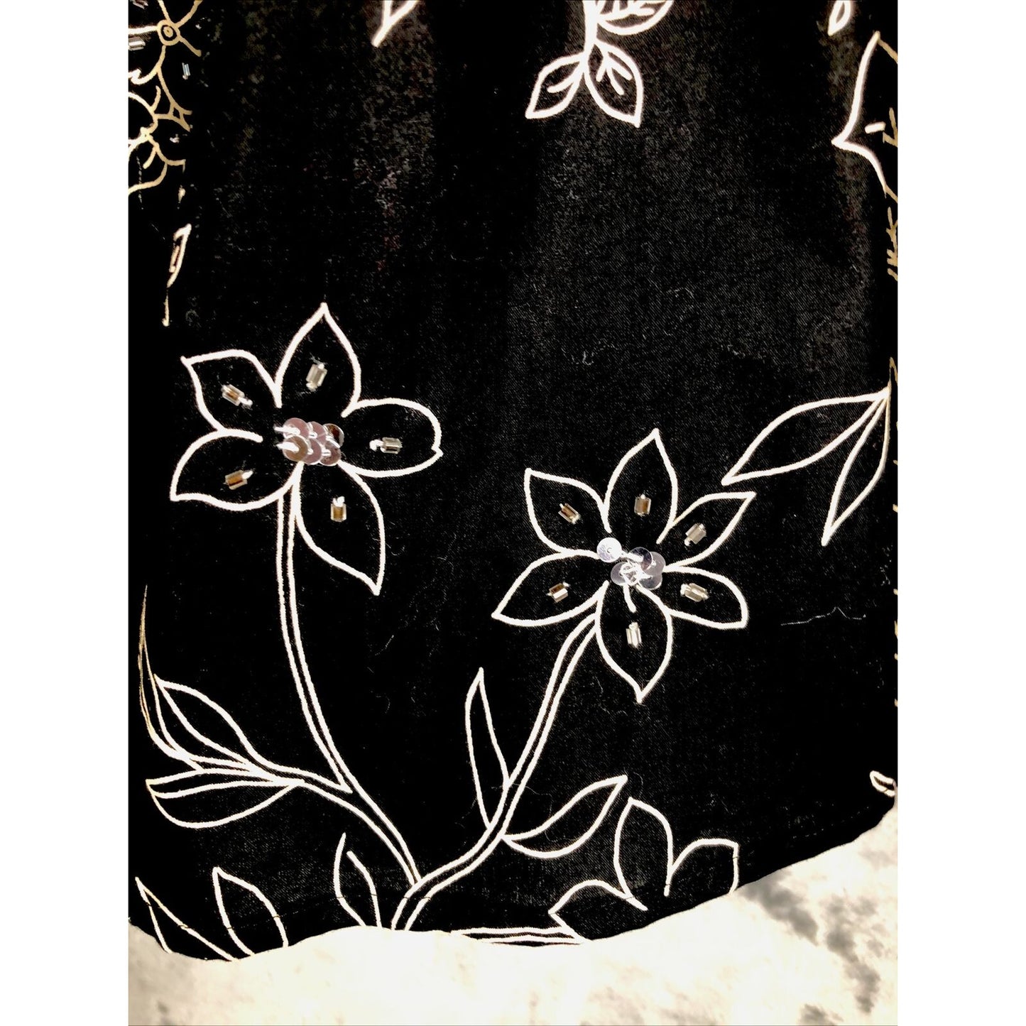 Ann Taylor Loft Skirt 4 Women’s Black Flare Floral Sequined Black Tan