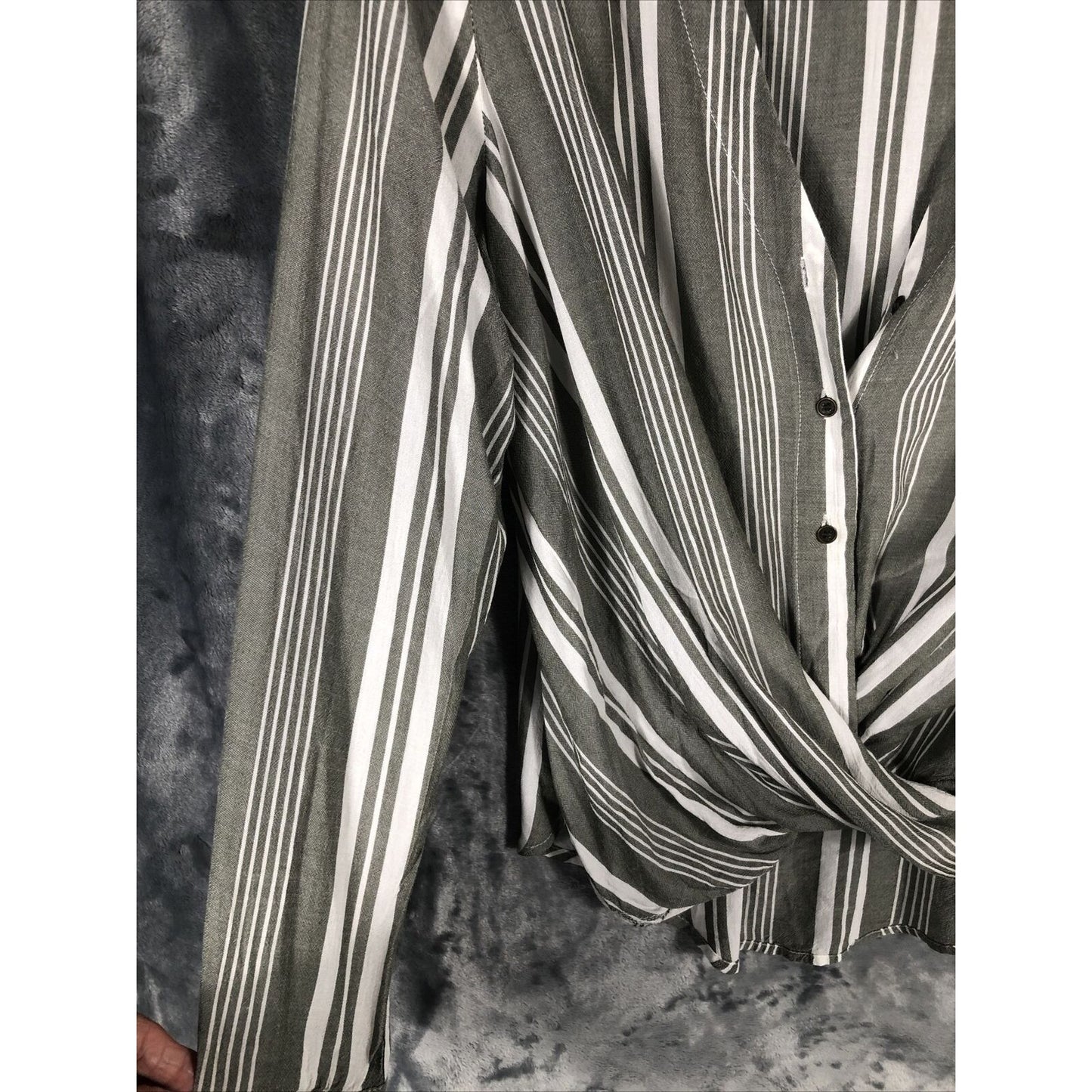 ANA New Apparel Shirt Women’s Blouse Size Adult Small