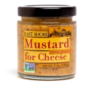 WISCONSIN'S BEST & WISCONSIN CHEESE COMPANY - Deluxe Gift Basket- Sausage, 100% Wisconsin Cheddar Cheese, Pepper Jack Cheese, Crackers, Pretzels & Mustard. Gift Box for Birthday Gifts, Thank You Gifts and Charcuterie Boards. Large Gourmet Gift Box Assortm