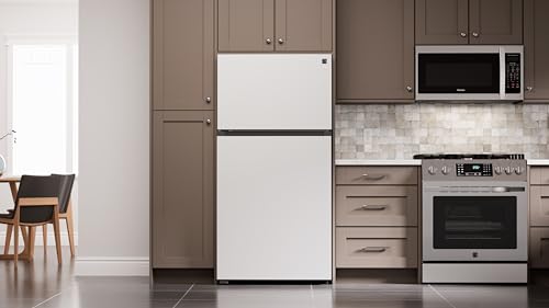 Kenmore 33 in. 20.5 cu. ft. Capacity Refrigerator/Freezer with Full-Width Adjustable Glass Shelving, Humidity Control Crispers, ENERGY STAR Certified, White