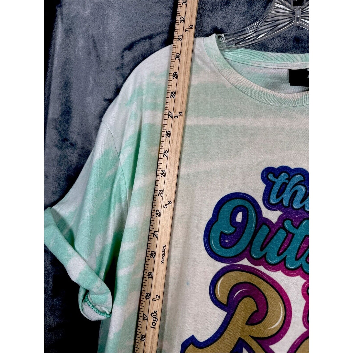 Women’s T-shirt extra large think outside the box sharp