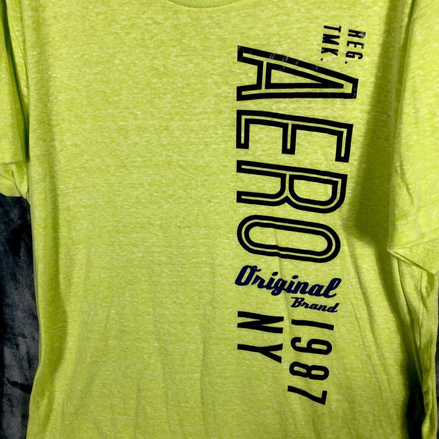 AéRopostale Men’s T Shirt Extra-Large Yellow/Black Shirt