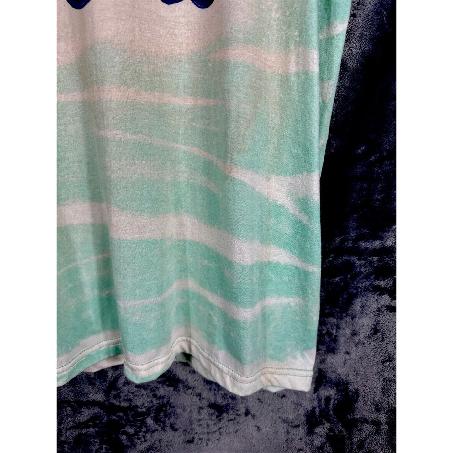 Women’s T-shirt extra large think outside the box sharp