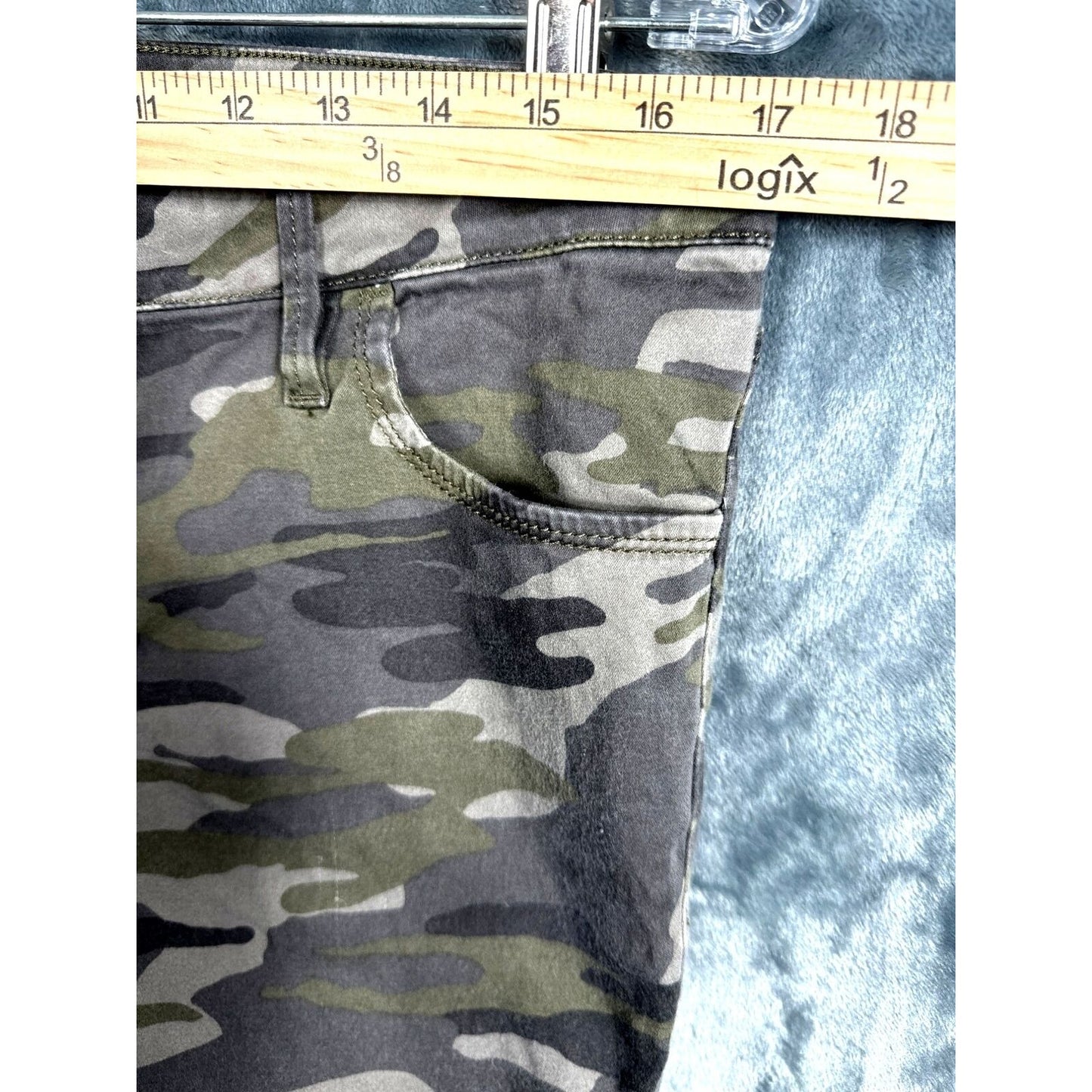 Express Jeans Ankle Legging camouflage size 12 girls