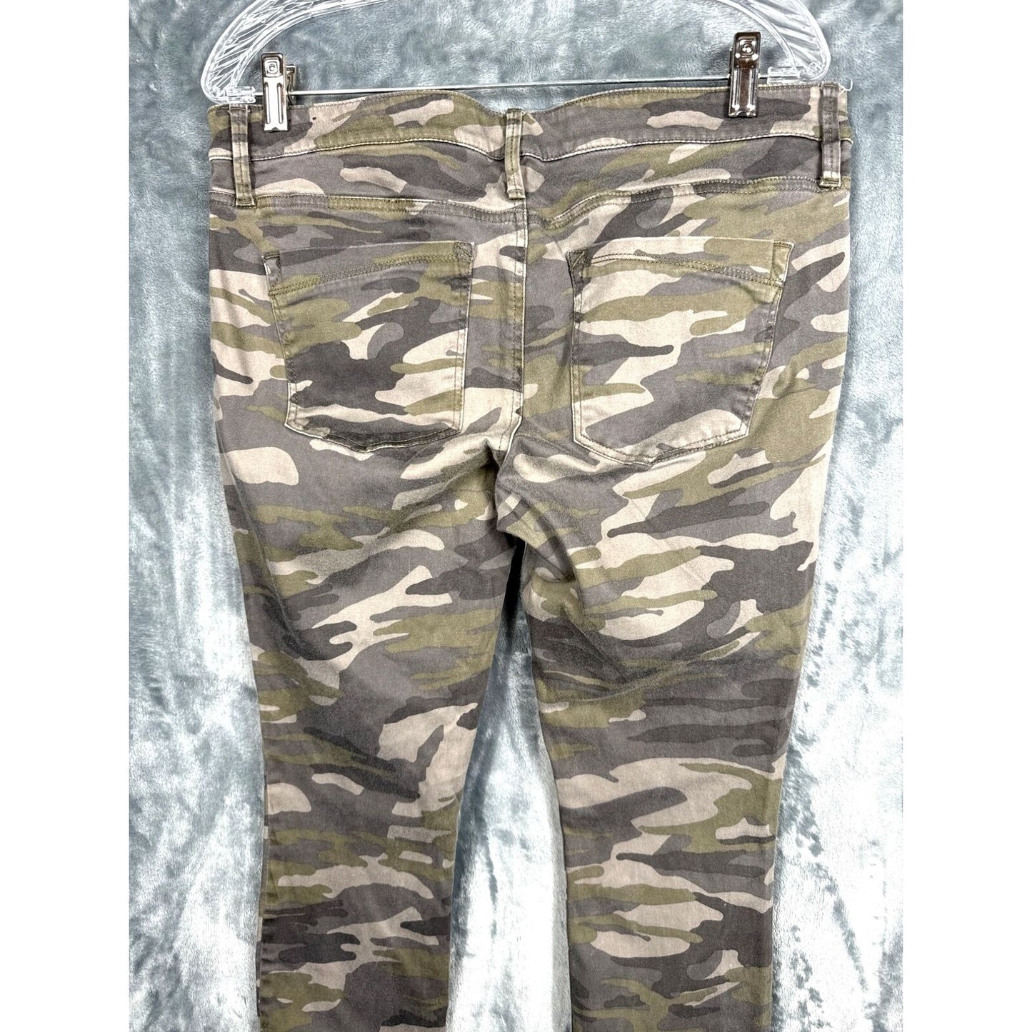 Express Jeans Ankle Legging camouflage size 12 girls
