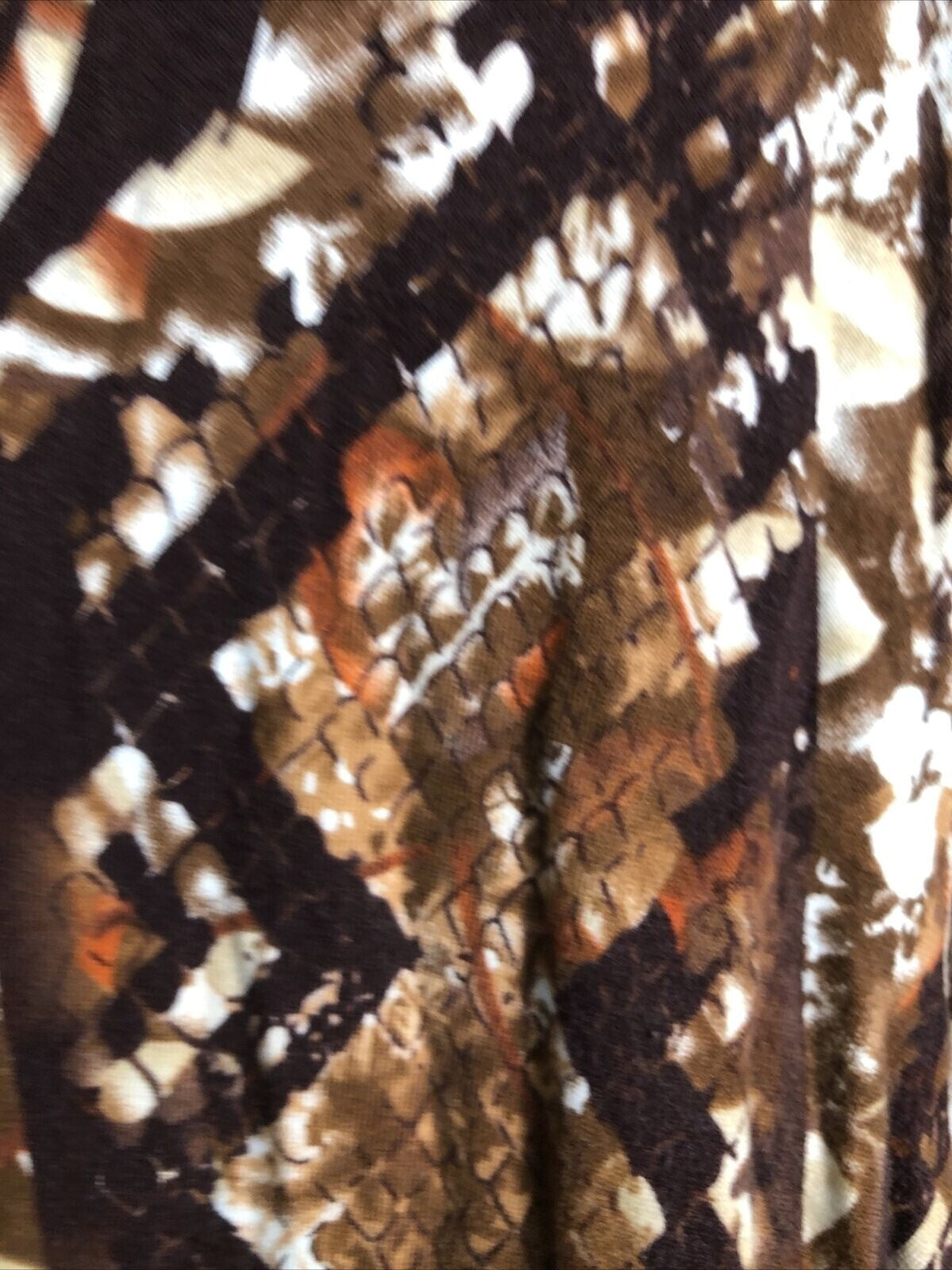 Southern Lady Woman's Snake Skin Brown Floral V Neck Size Large 3/4 Sleeve