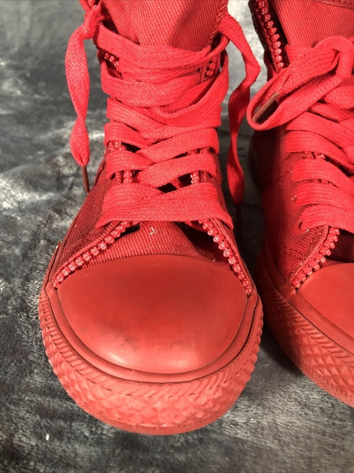 Levis Red High-Top Sneakers With Laces & Zippers Size 9