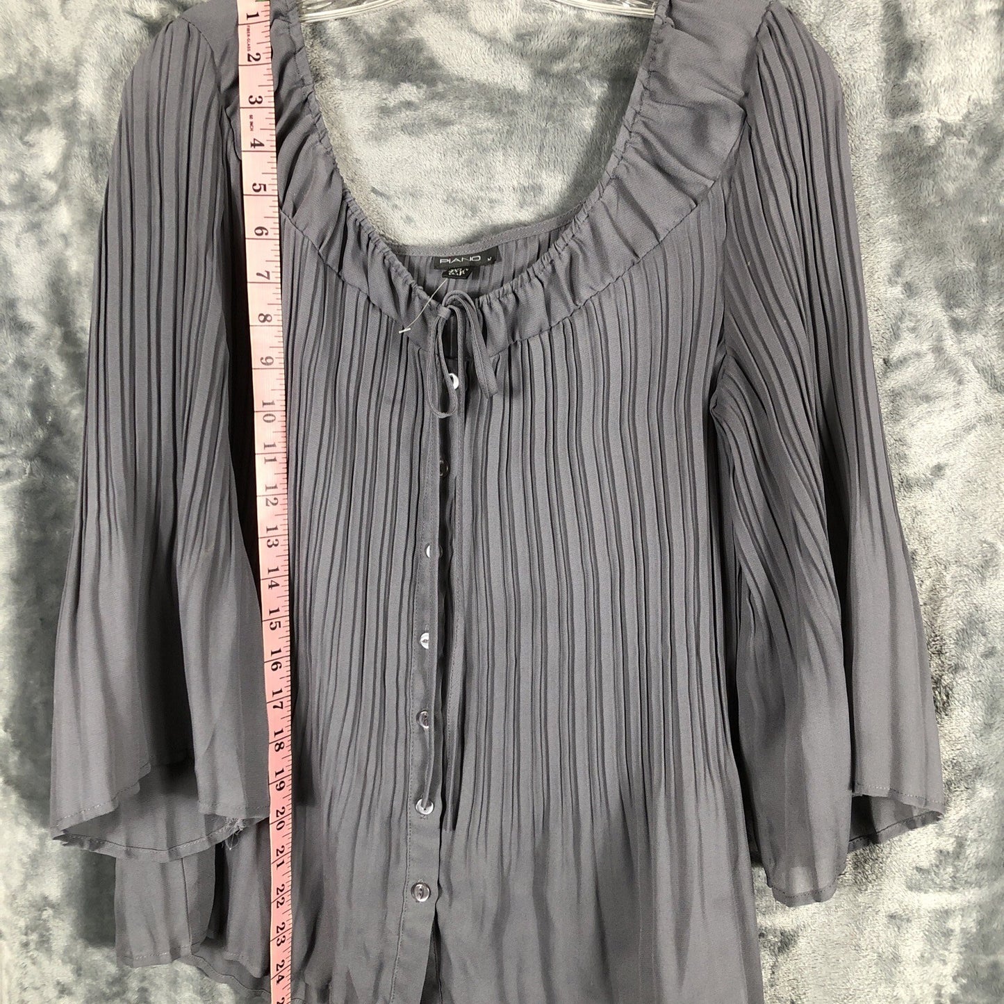 Piano Gray Pleaded Button Blouse Womens Size M