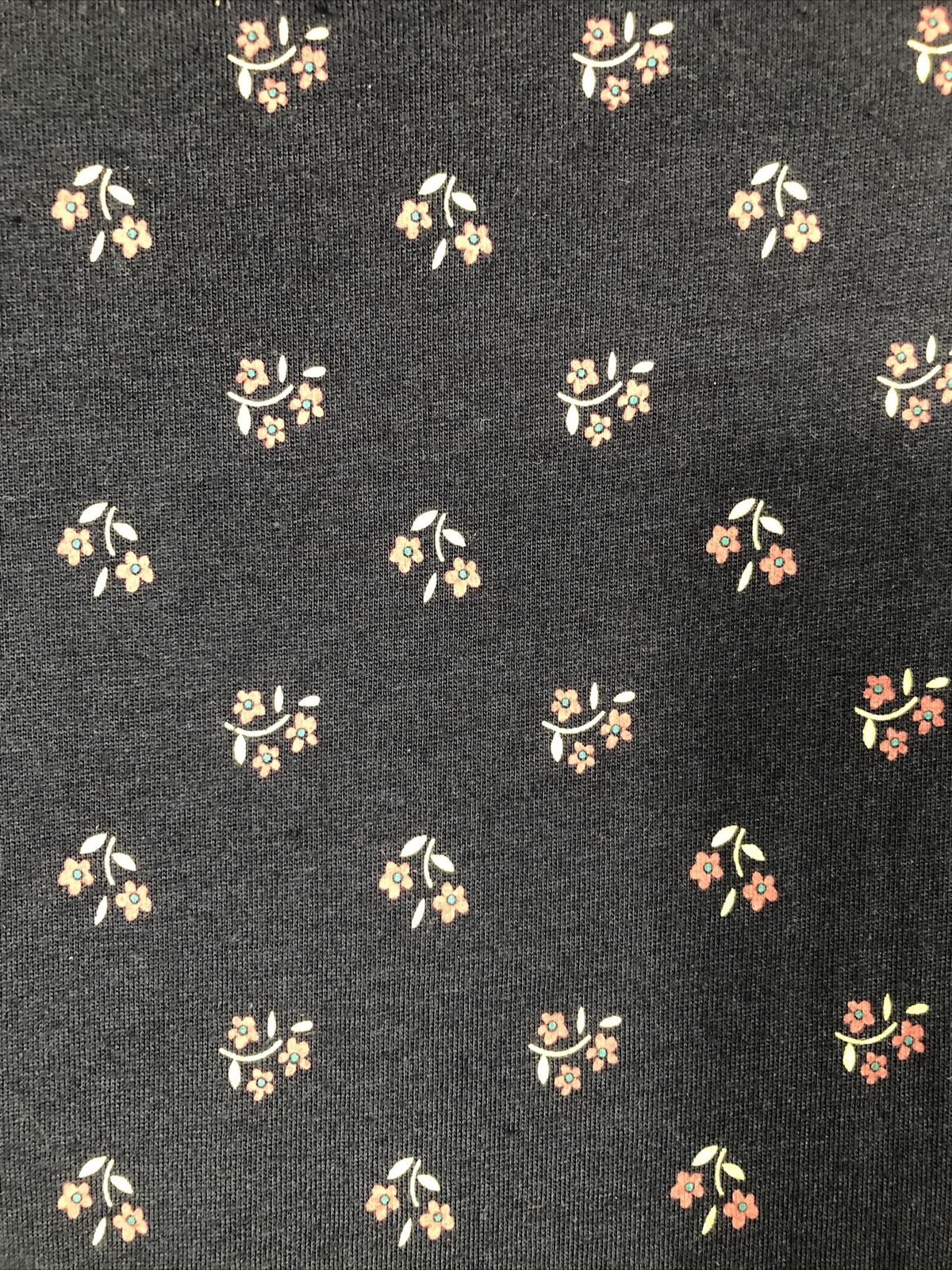 Forever 21 , Men L , Floral Detail