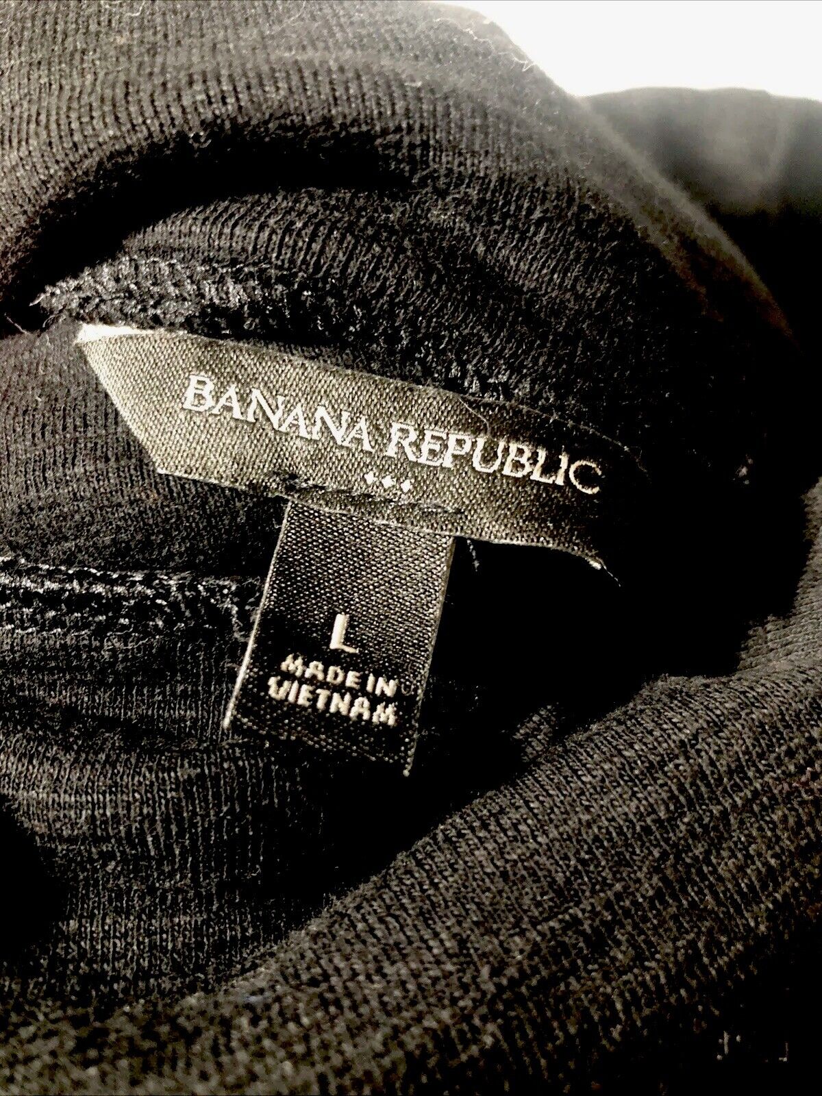 Banana Republic Cowell Neck ￼ Women’s Shirt Short Black Size Adult Large