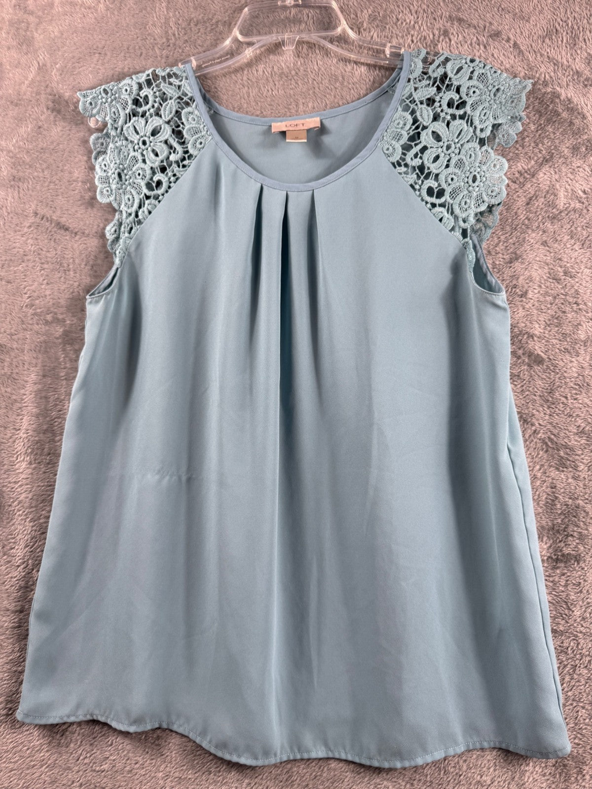 Loft Womens Light Blue Sleeveless Top With Lace Cap Sleeves Size M