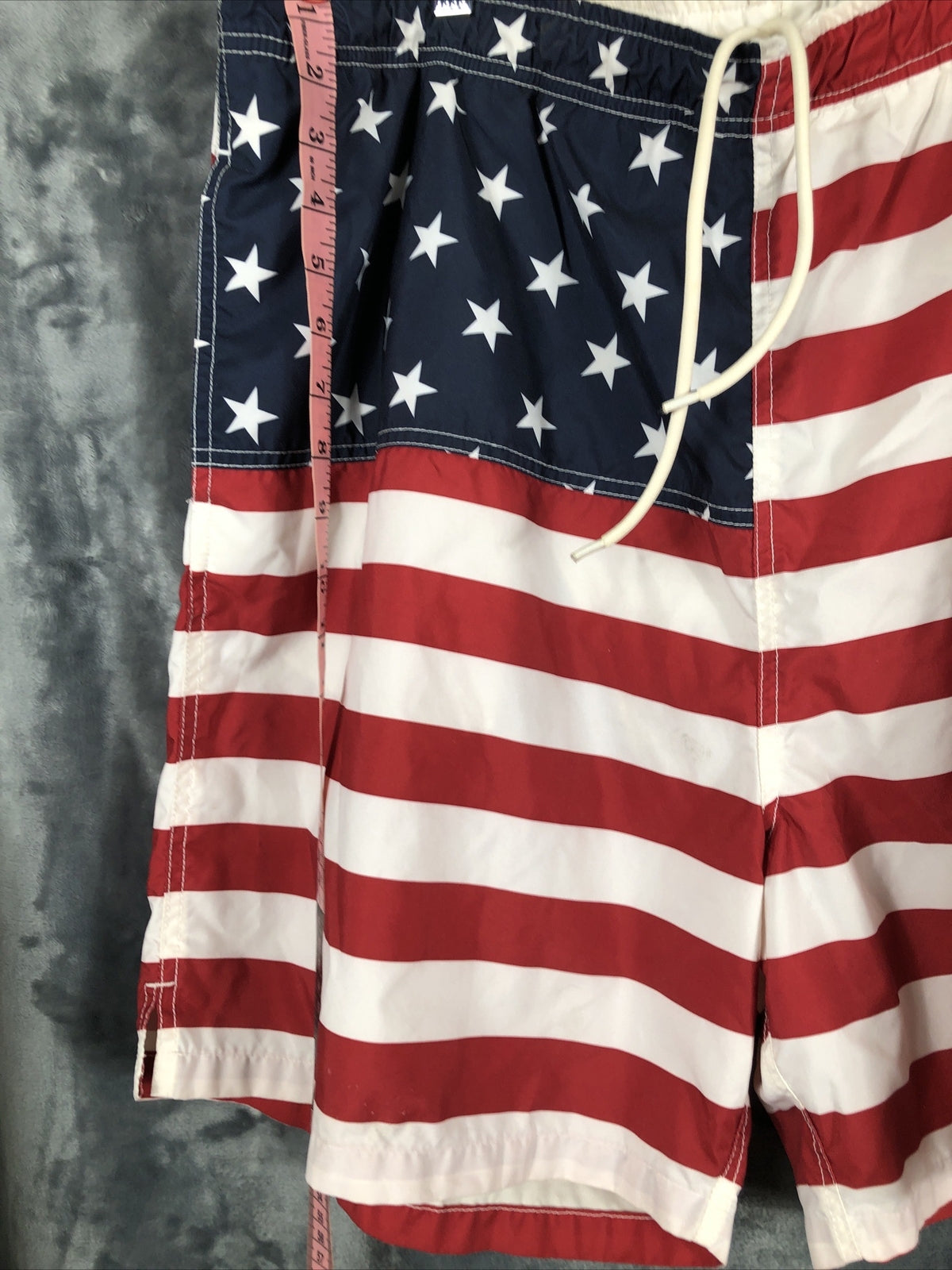 Old Navy Men's Swim Trunks American Flag Shorts Size  X-LARGE