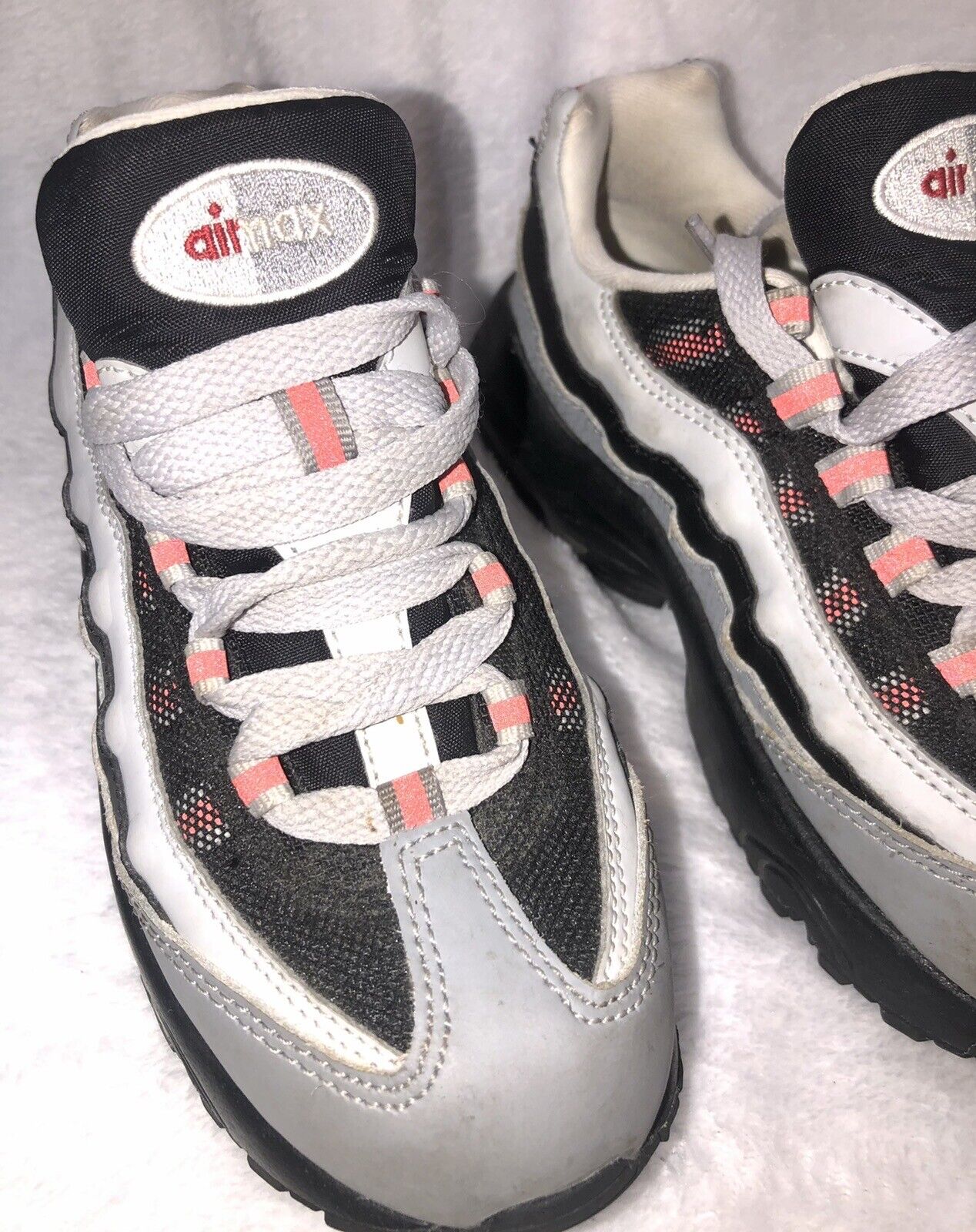 Nike Air Max Boys Shoes Athletic Footwear Youth Running Tennis Shoes Sneakers