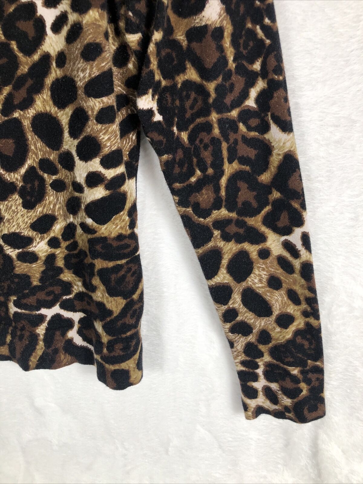 August Silk Heritage Woman’s Leopard ￼Shirt ￼Animal Print ￼Size Adult Small