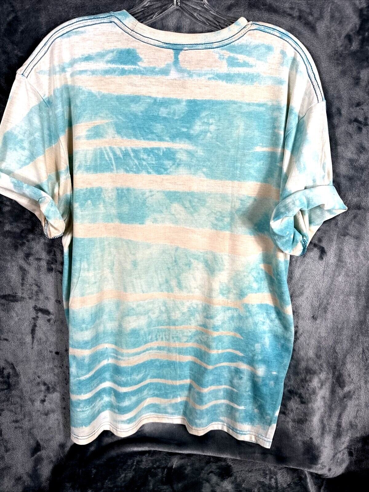 Women’s T-shirt Peace Love And Boots Cowgirl Bleached Blue Shirt Size Large