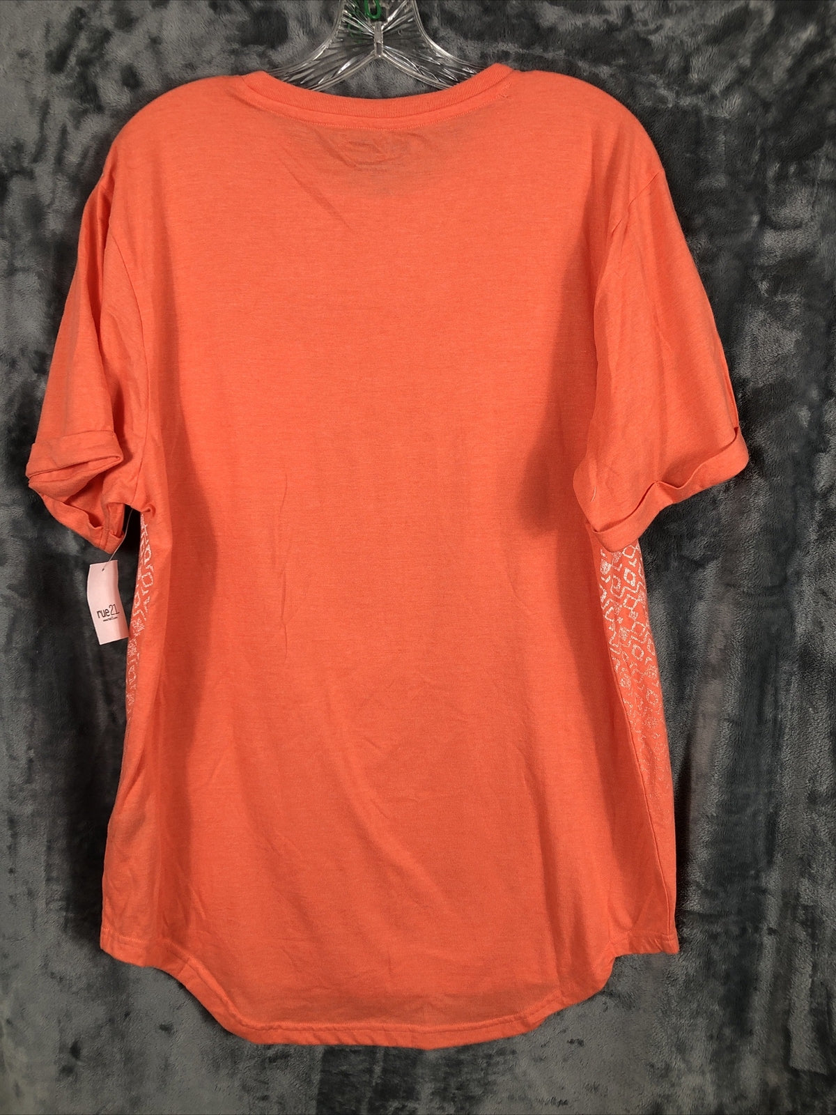 Carbon Women’s Pocket Tee Longer  Length Top Size Large Shirt