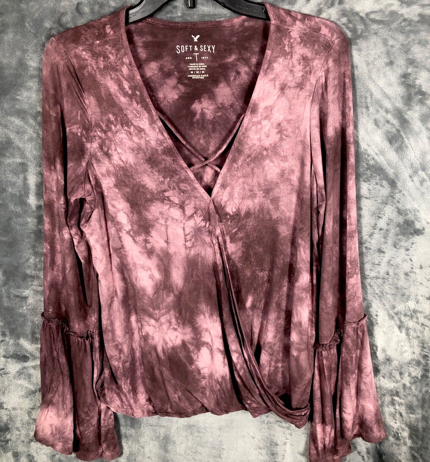 American Eagle V Neck Flare Sleeve Tie Dye Top Long Sleeve Womens Purple Medium