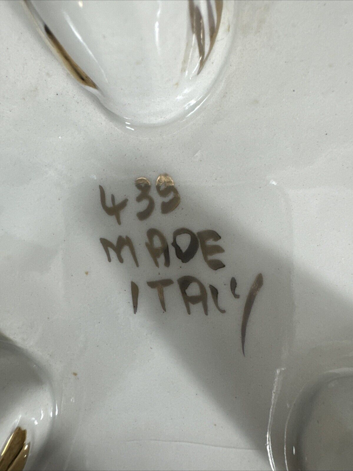 Beautiful Capodimonte Italy Large Lidded Footed Hand Painted Centerpiece Dish