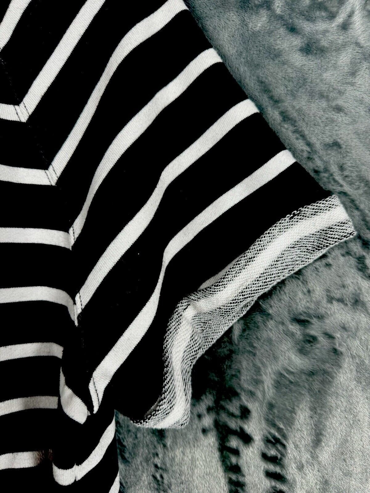 Calvin klein Woman's Shirt Crop Top Black/White Size Adult Medium