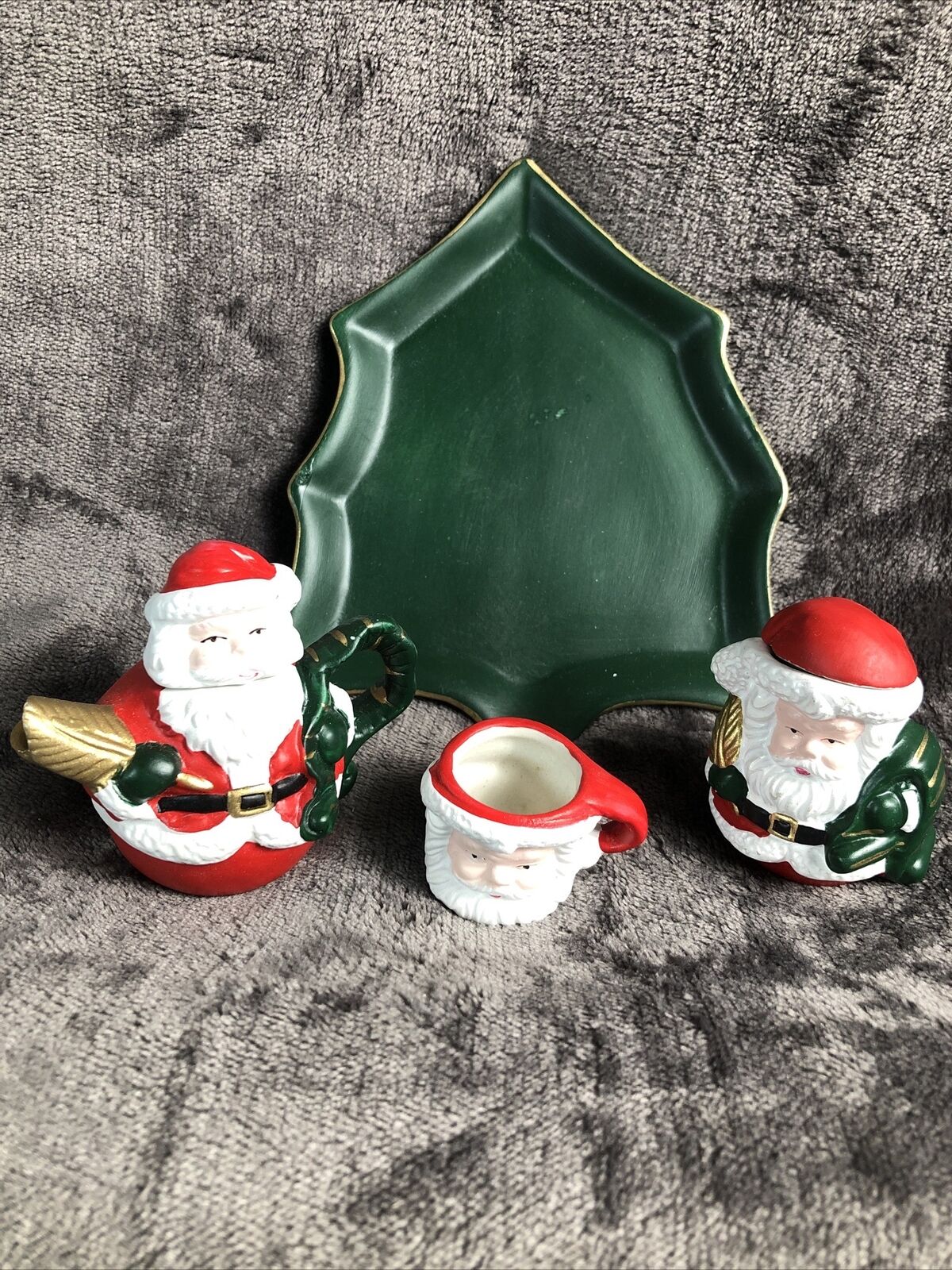 Miniature Tea Set Christmas 7 Piece Set Red Green Christmas