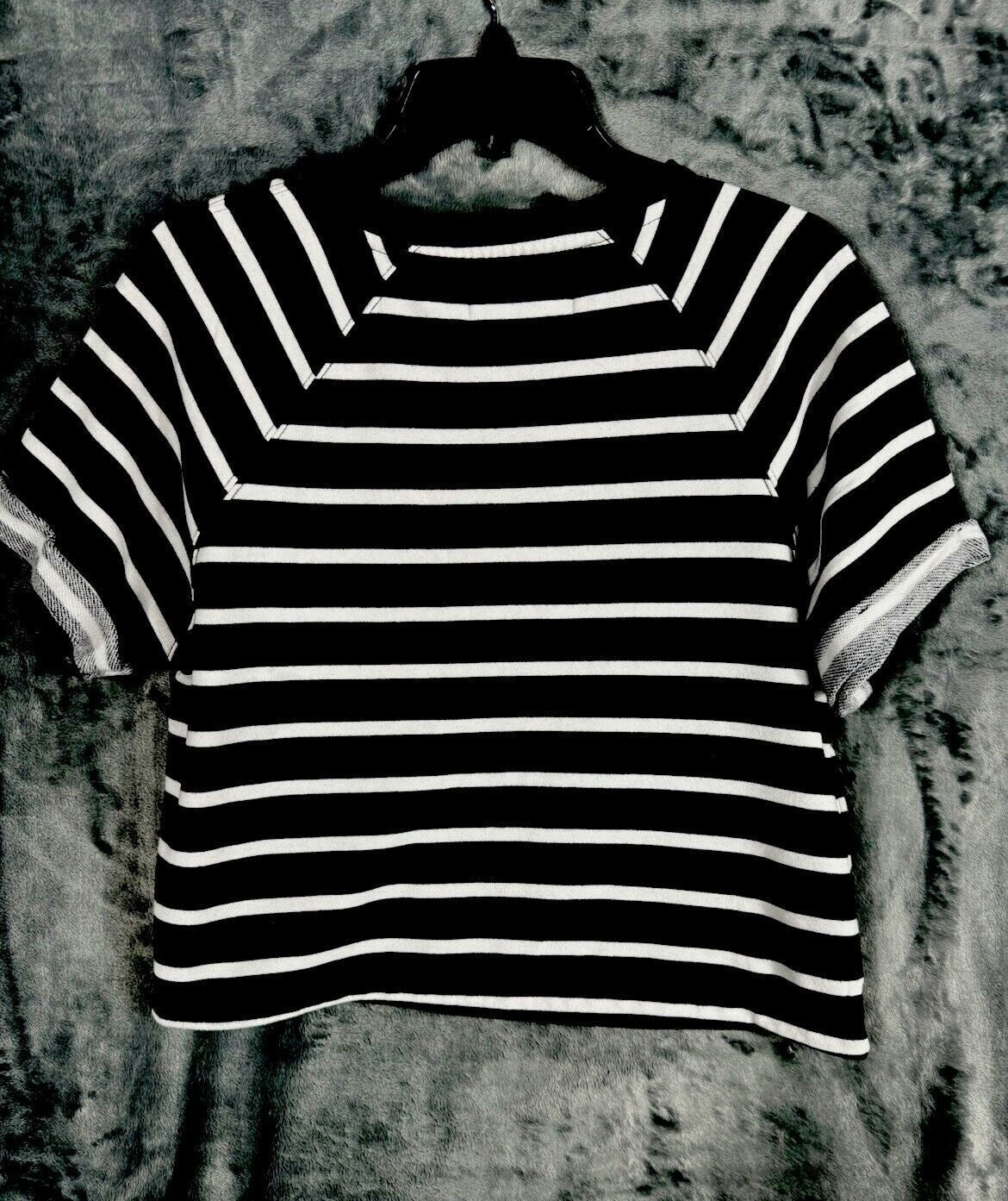 Calvin klein Woman's Shirt Crop Top Black/White Size Adult Medium