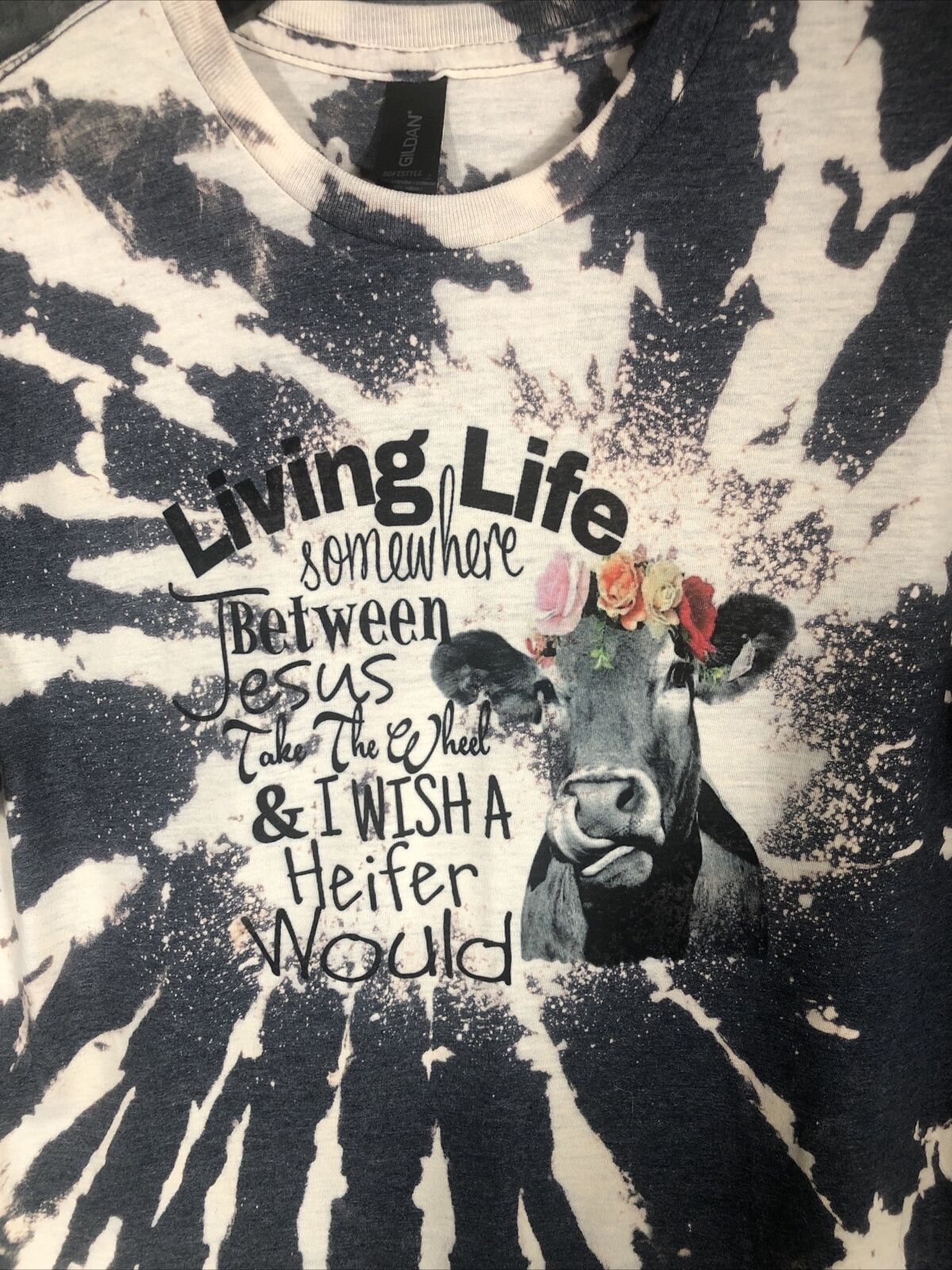 Jesus Women’s T-Shirt Tie Dyed Medium Fun Living Life, I Wish A Heifer Would
