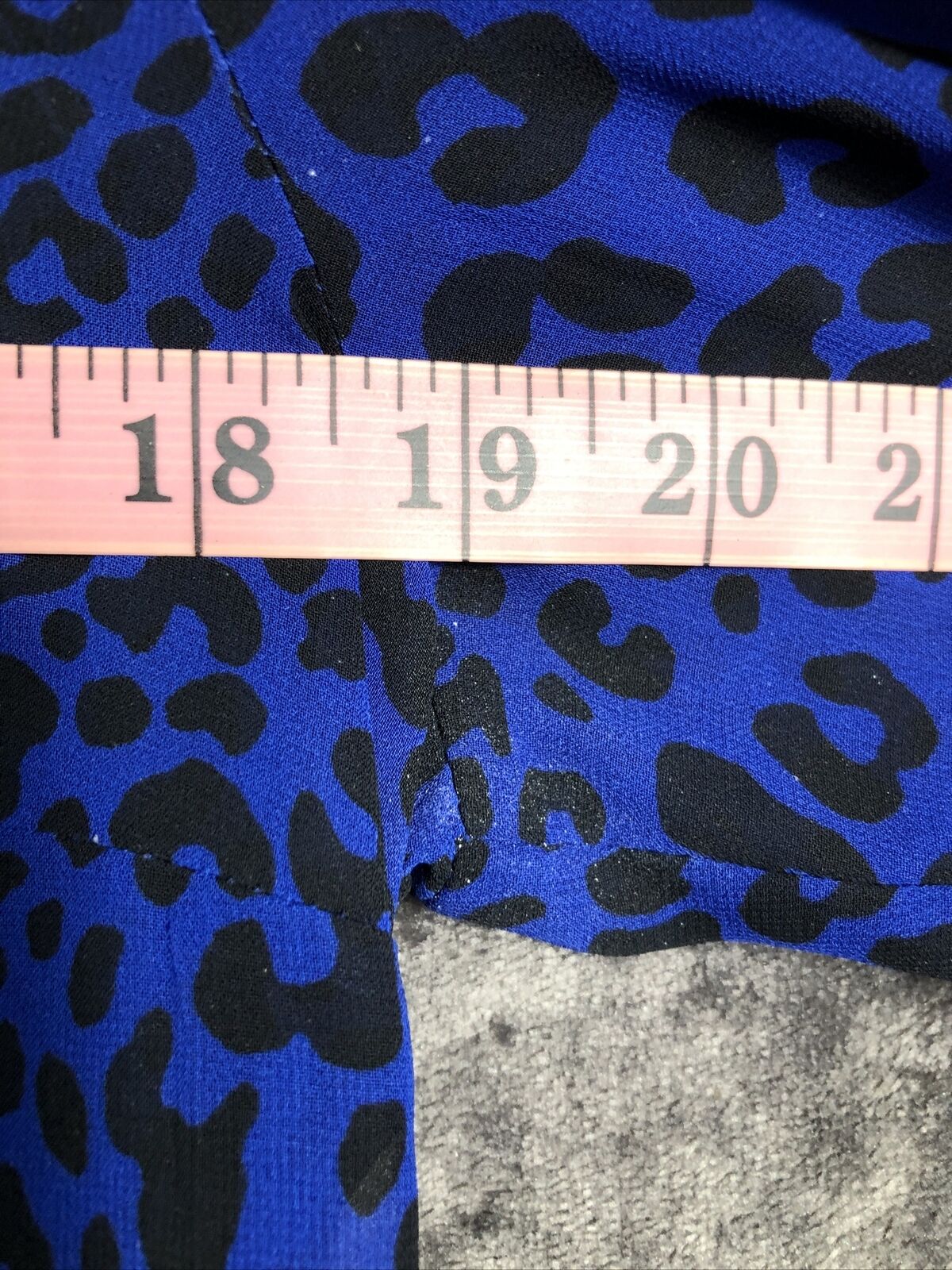 Ana A New Approach Top Royal Blue Animal Print Women’s Size M