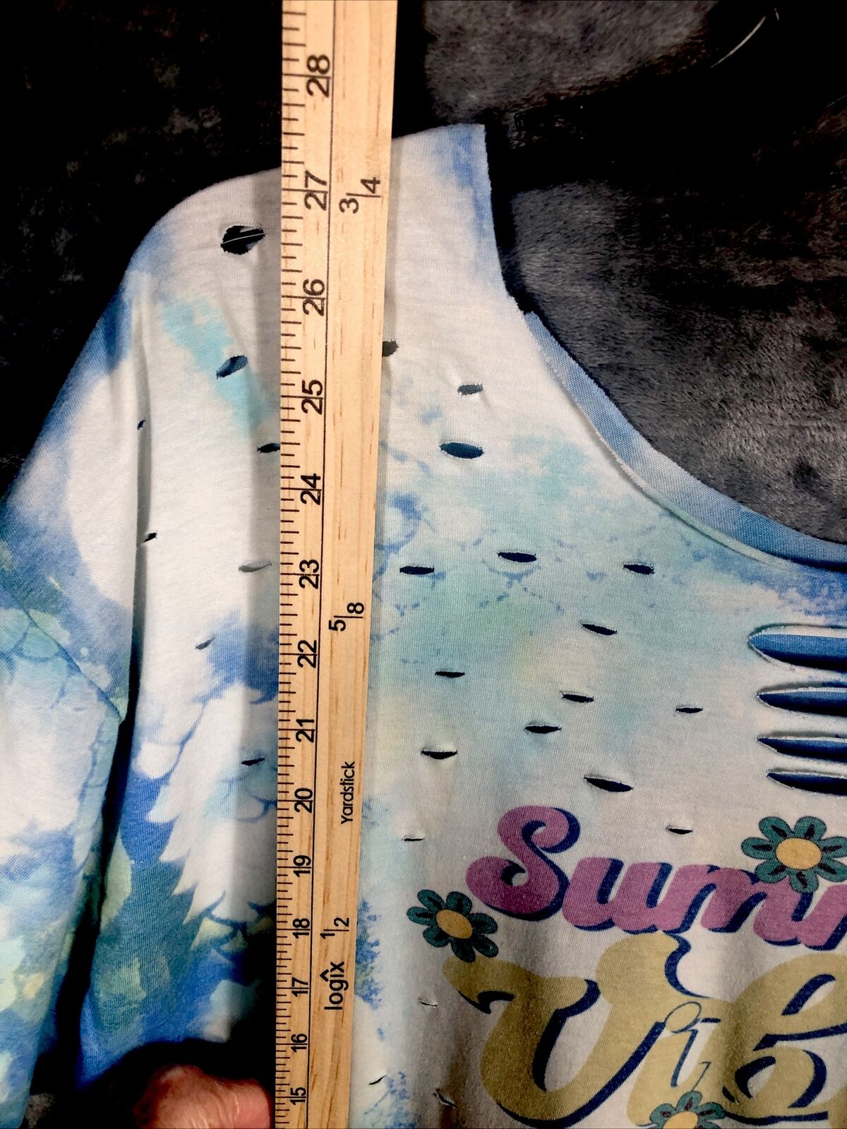 Summer Vibes Distressed Women’s Mermaid T-Shirt Size Adult Extra Large