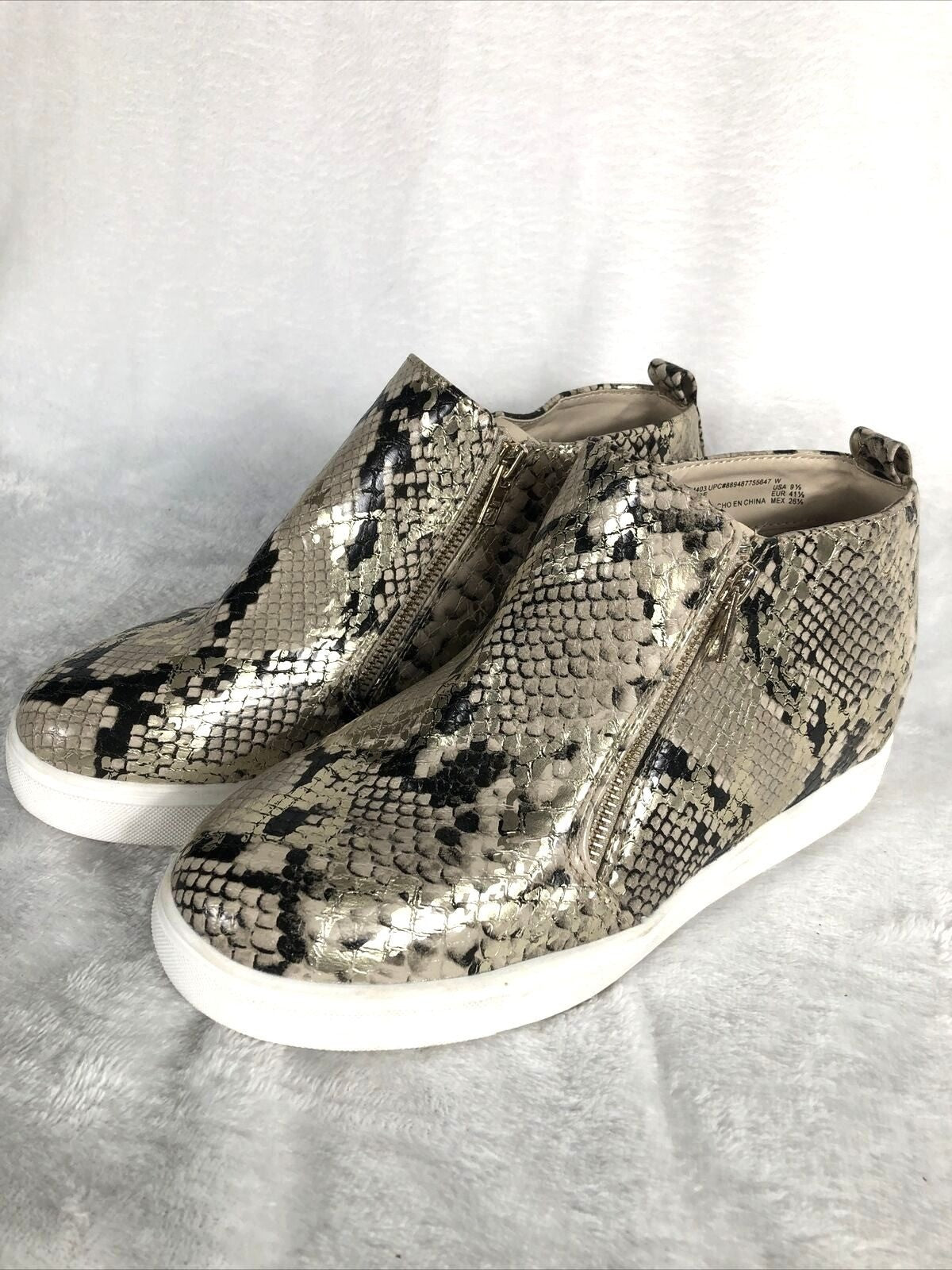 Metallic Time And True Faux Snake Skin Women’s Shoes 2 Zippers  Size 9 1/2