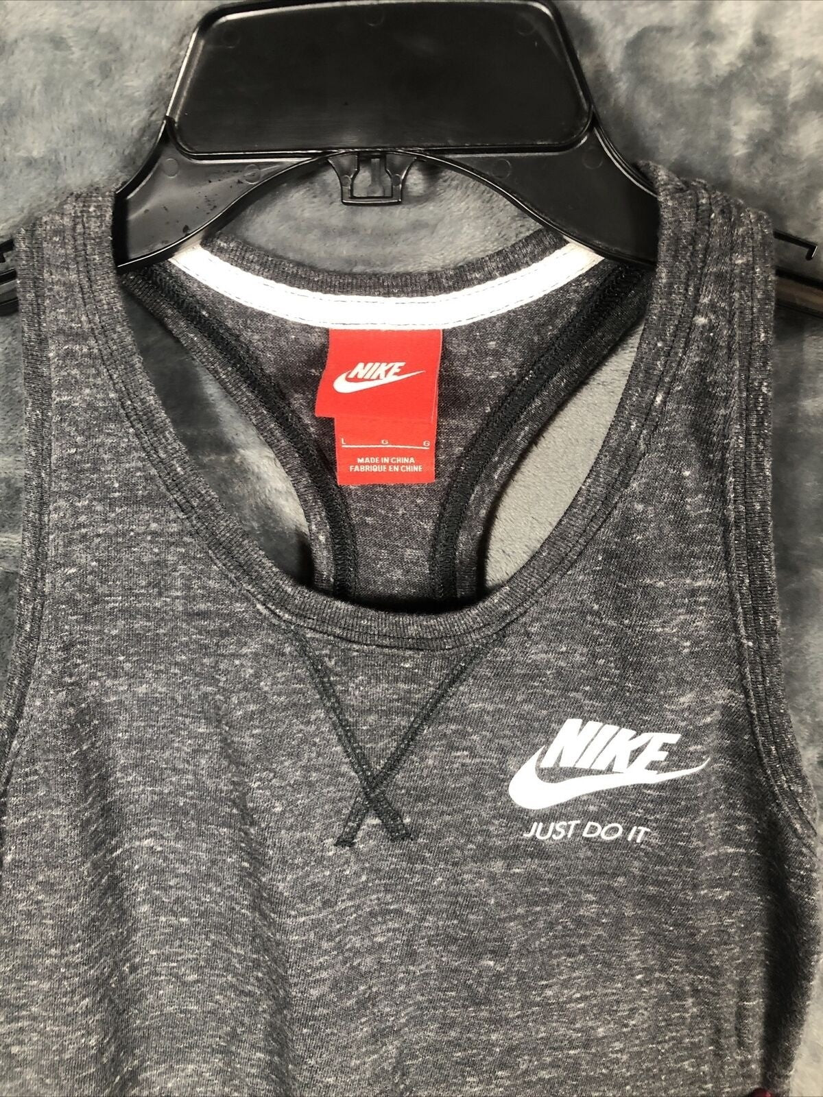 NIKE ‘Just Do It’ Girl’s Tank Top  XL Fit Gray/white 15” Pit To Pit