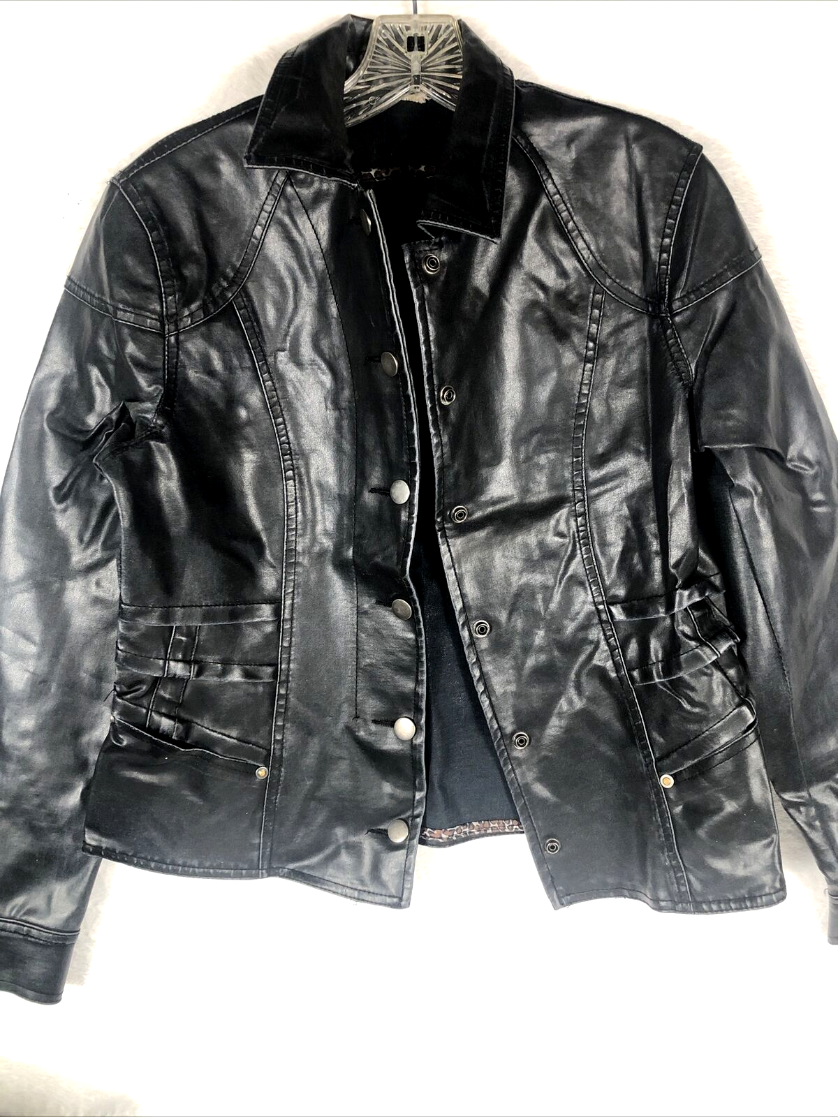 Biker Woman’s Leather Jacket Black Casual Fitted Trendy Stylish