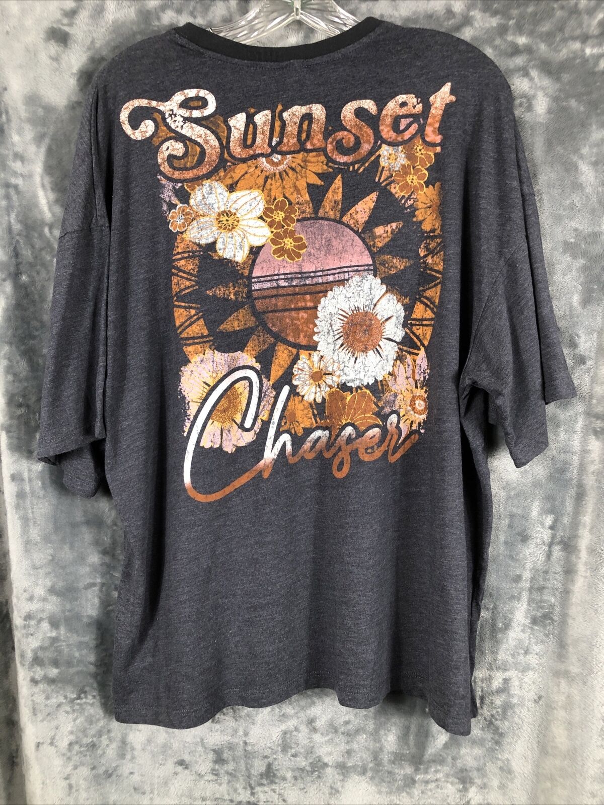 Target Blouse Sun Set Charger Graphic Woman’s Size Large Grey