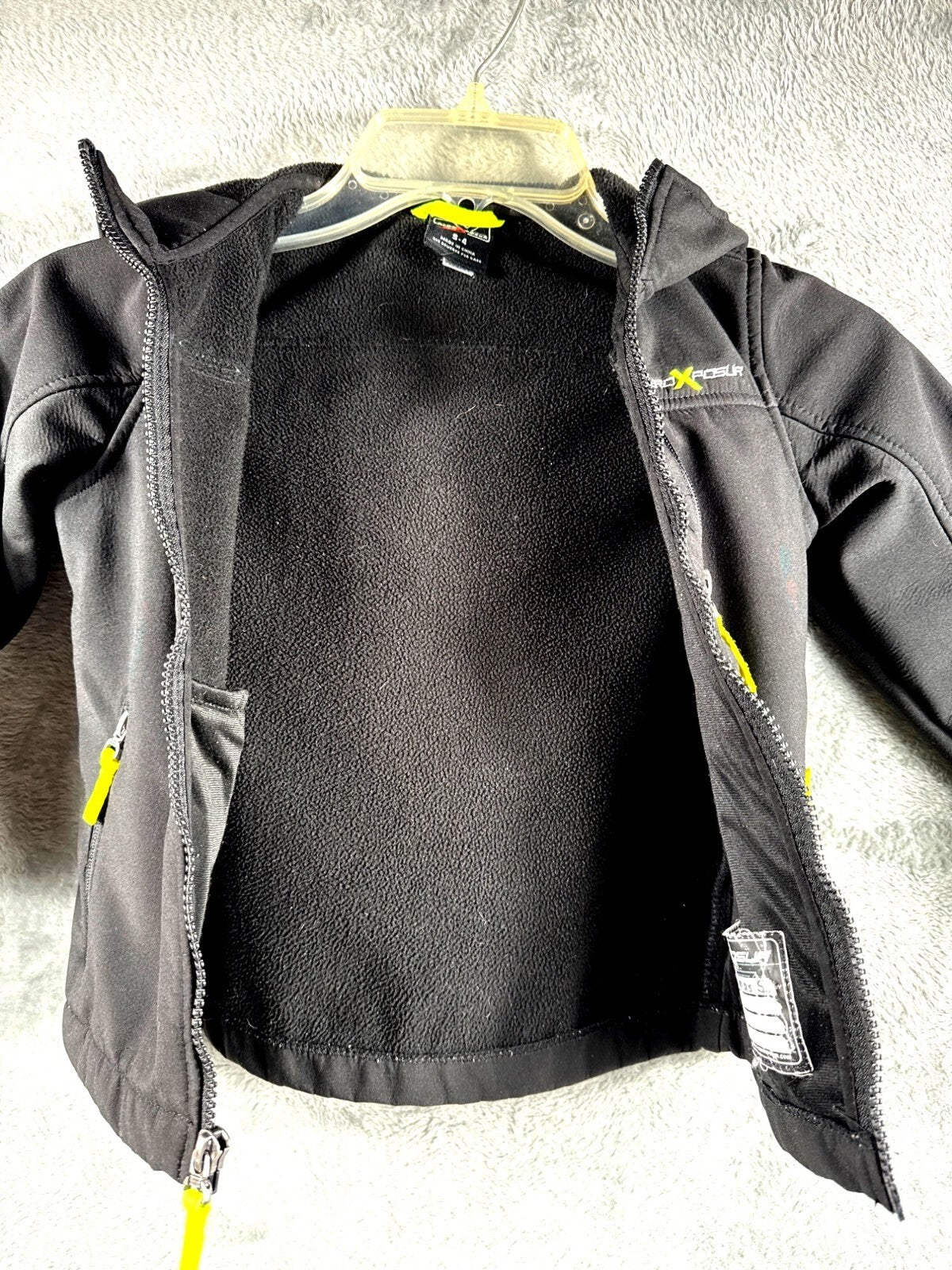 ZeroXposur Toddler Boys Black Softshell Jacket With Hood & Zipper Pockets Size S